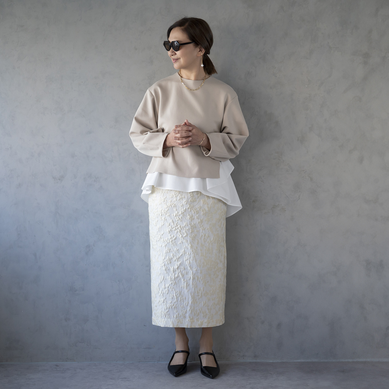 イロプライム １枚で完成！ 異素材重ね モードなプルオーバー