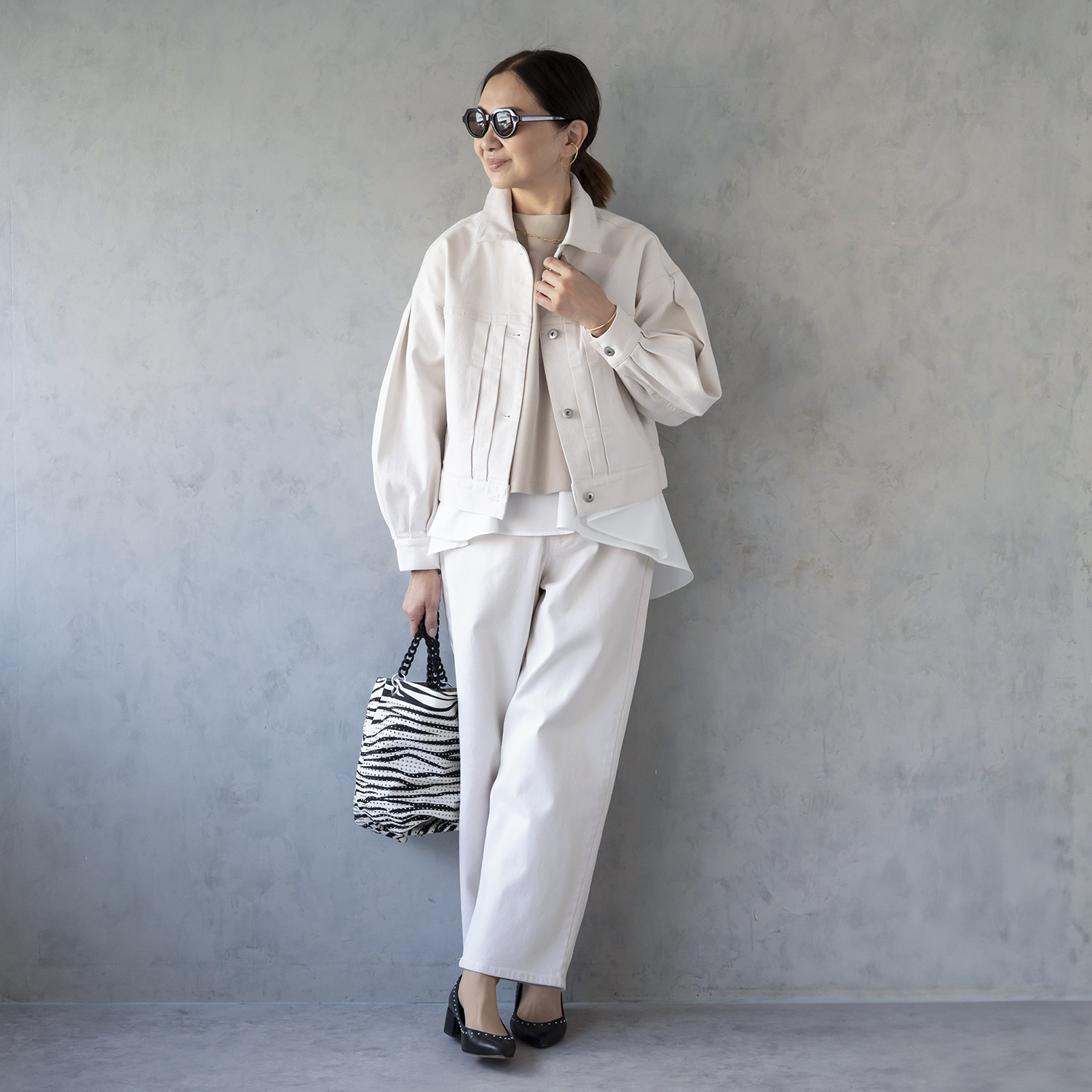 イロプライム １枚で完成！ 異素材重ね モードなプルオーバー