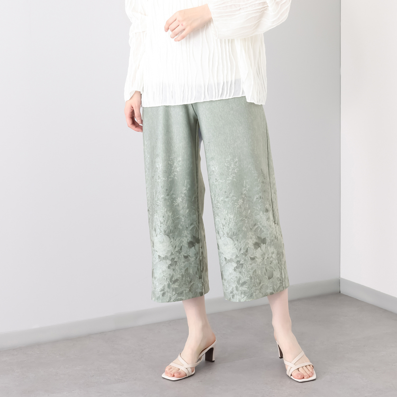 ダイア　アロー ＵＶカット・接触冷感 パネルプリント デニム調セミワイドパンツ