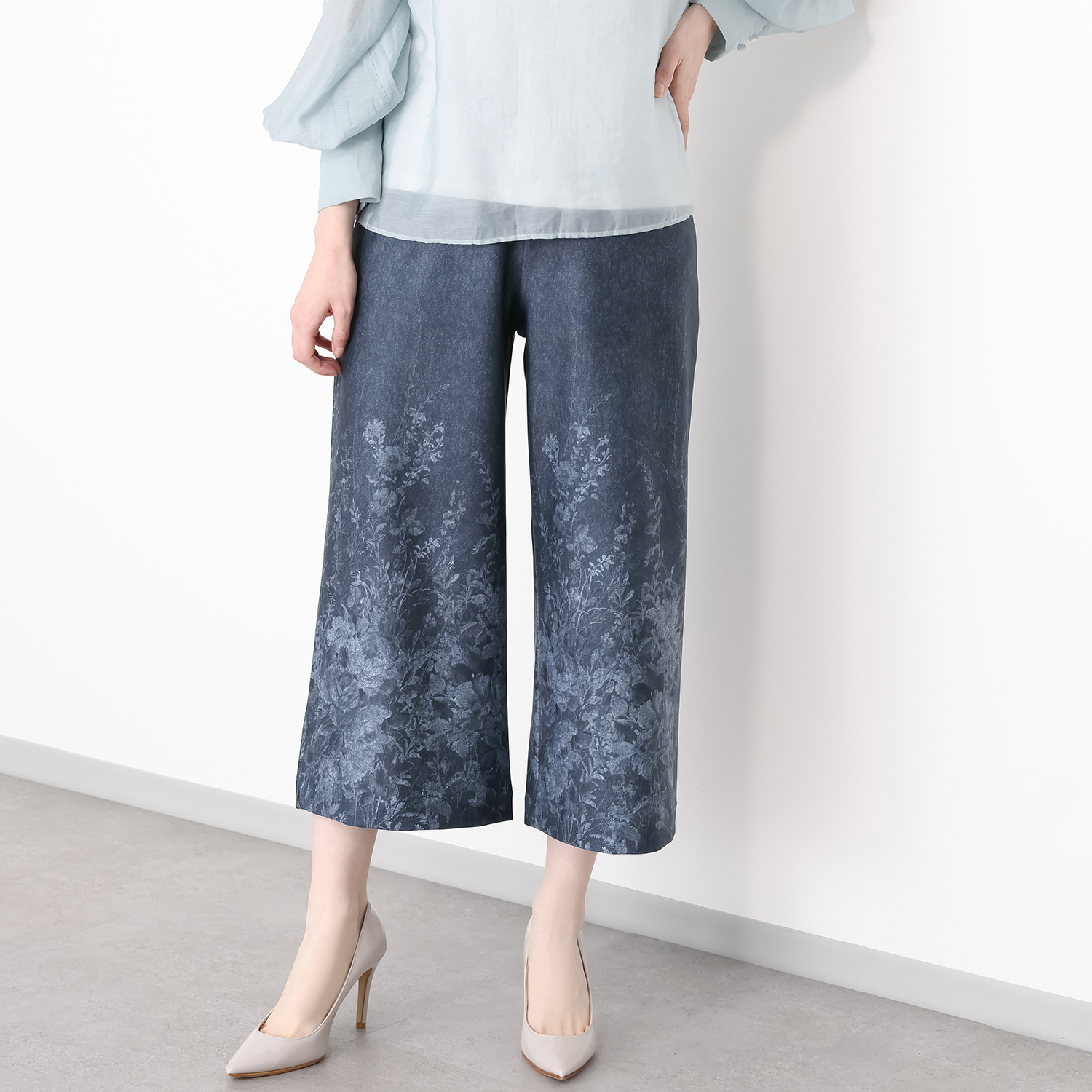 ダイア　アロー ＵＶカット・接触冷感 パネルプリント デニム調セミワイドパンツ