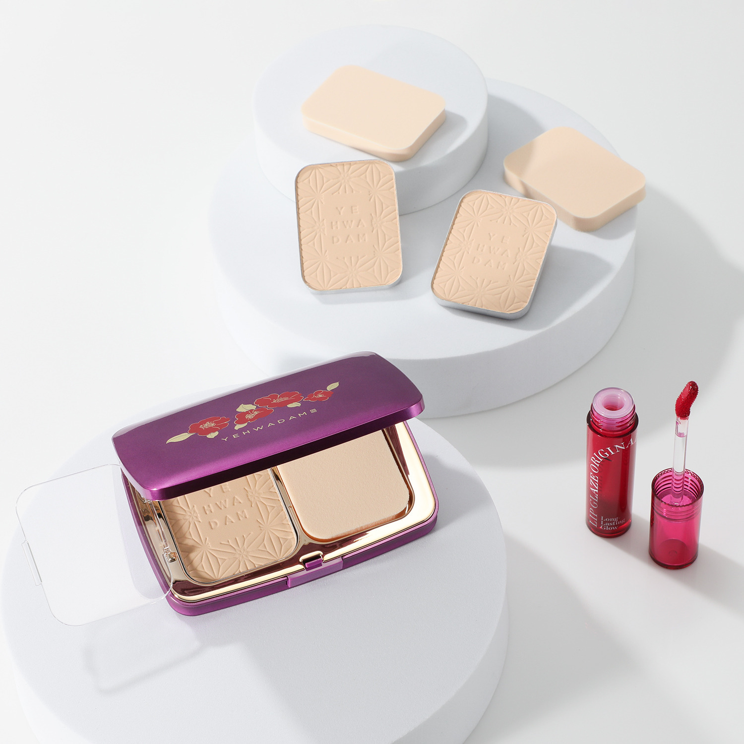 ザ　フェイスショップ とろけるような質感で 透け感美肌を演出！ イェファダム パウダーファンデーション ＥＸプラス ３個分特別セット