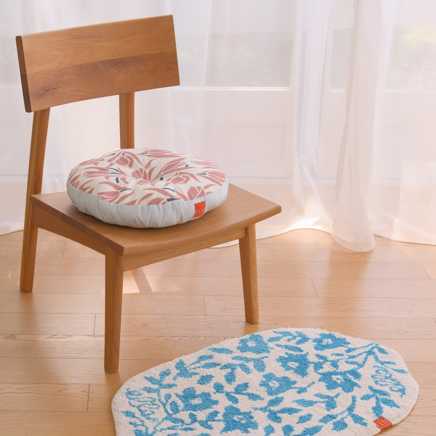 ＥＬＬＥ　ＨＯＭＥ スプリングコレクション リバーシブル ラウンドクッション