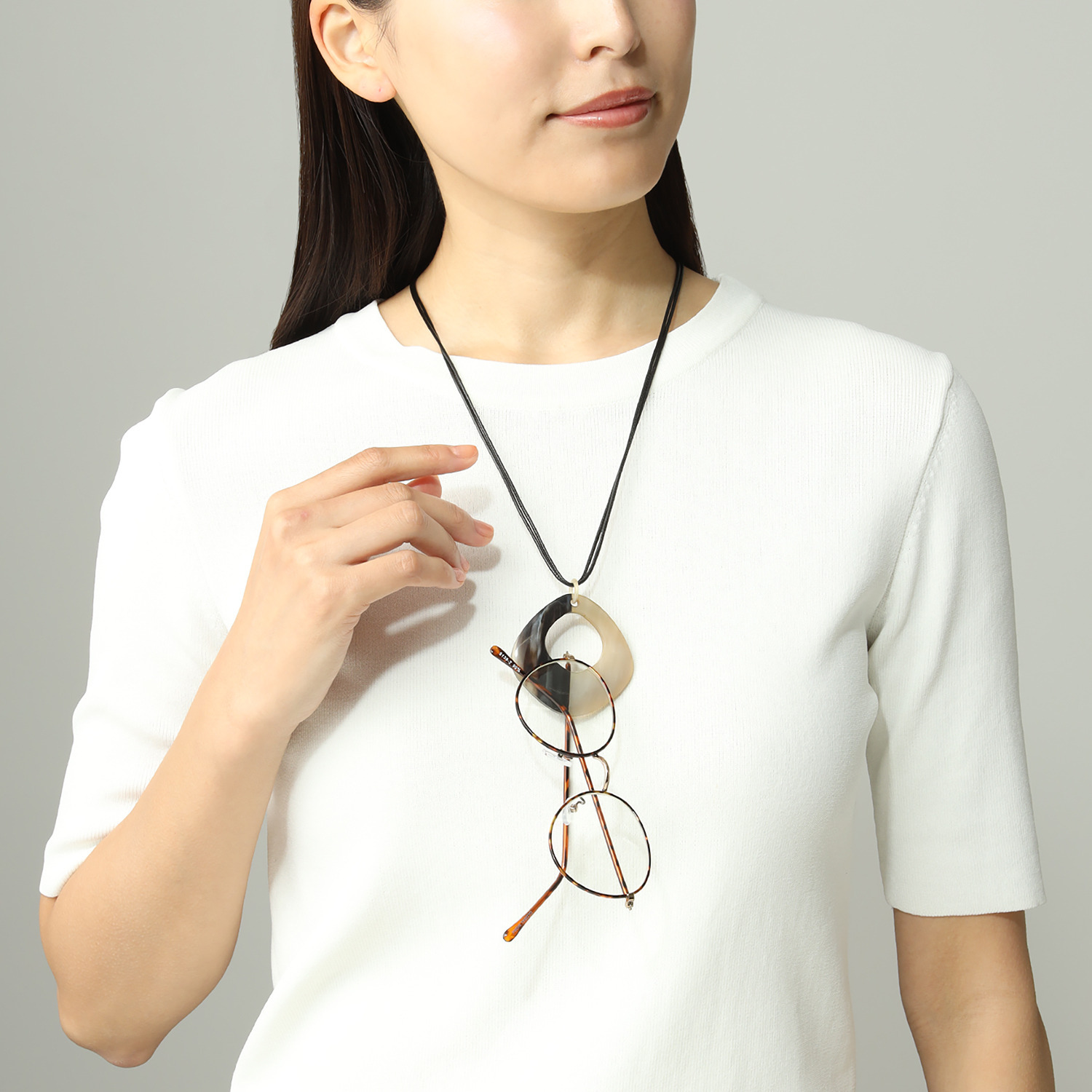 グレイスモア 水牛 ドロップシェイプ スライドコード ２ウェイロングネックレス