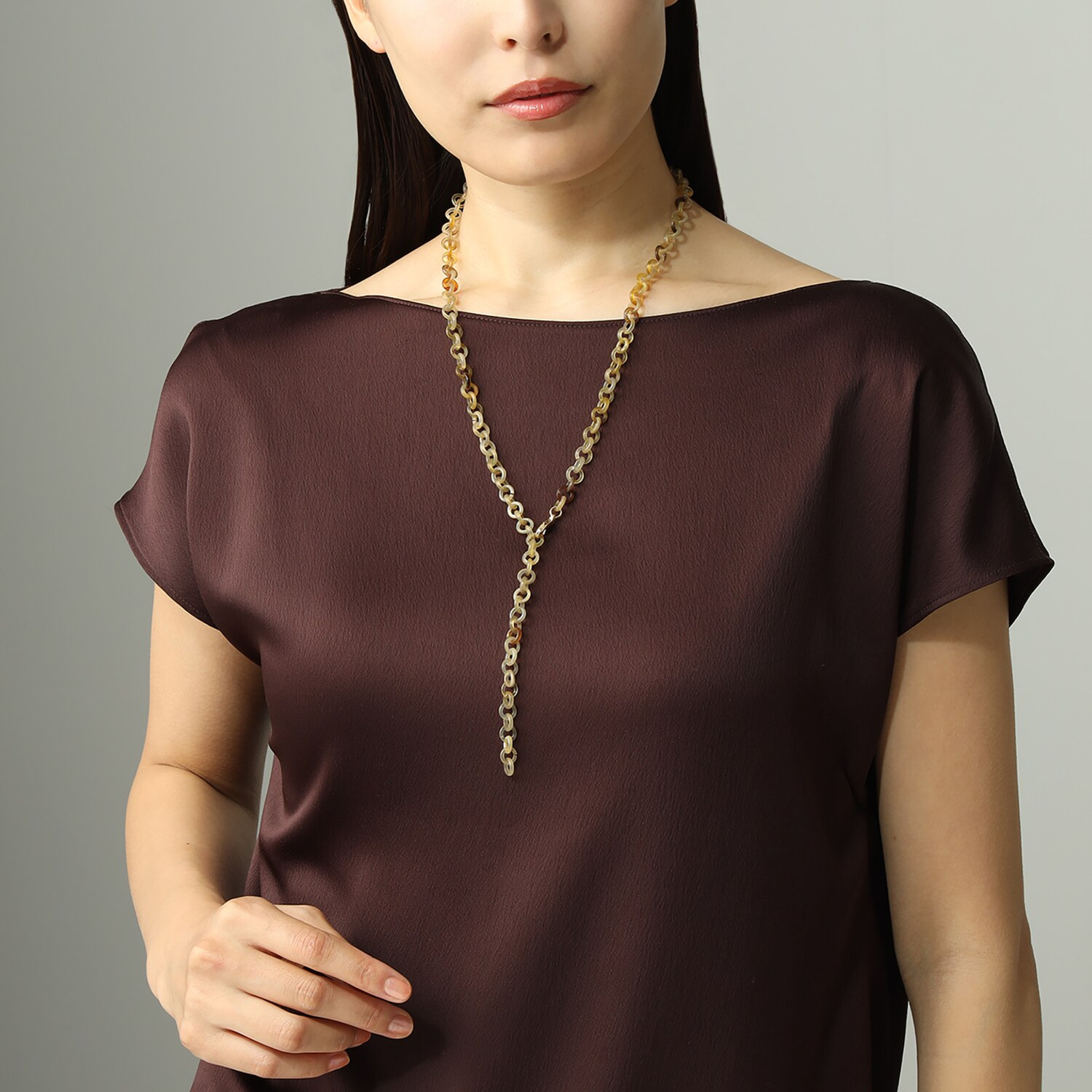 グレイスモア 飴色水牛 シンプルチェーンデザイン ロングネックレス兼 グラスホルダー