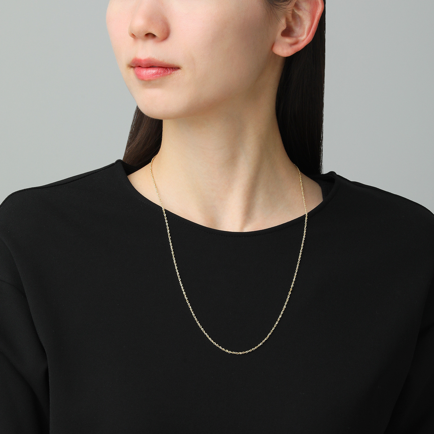 アルテッロ １８Ｋ ツイストライン ロングチェーンネックレス