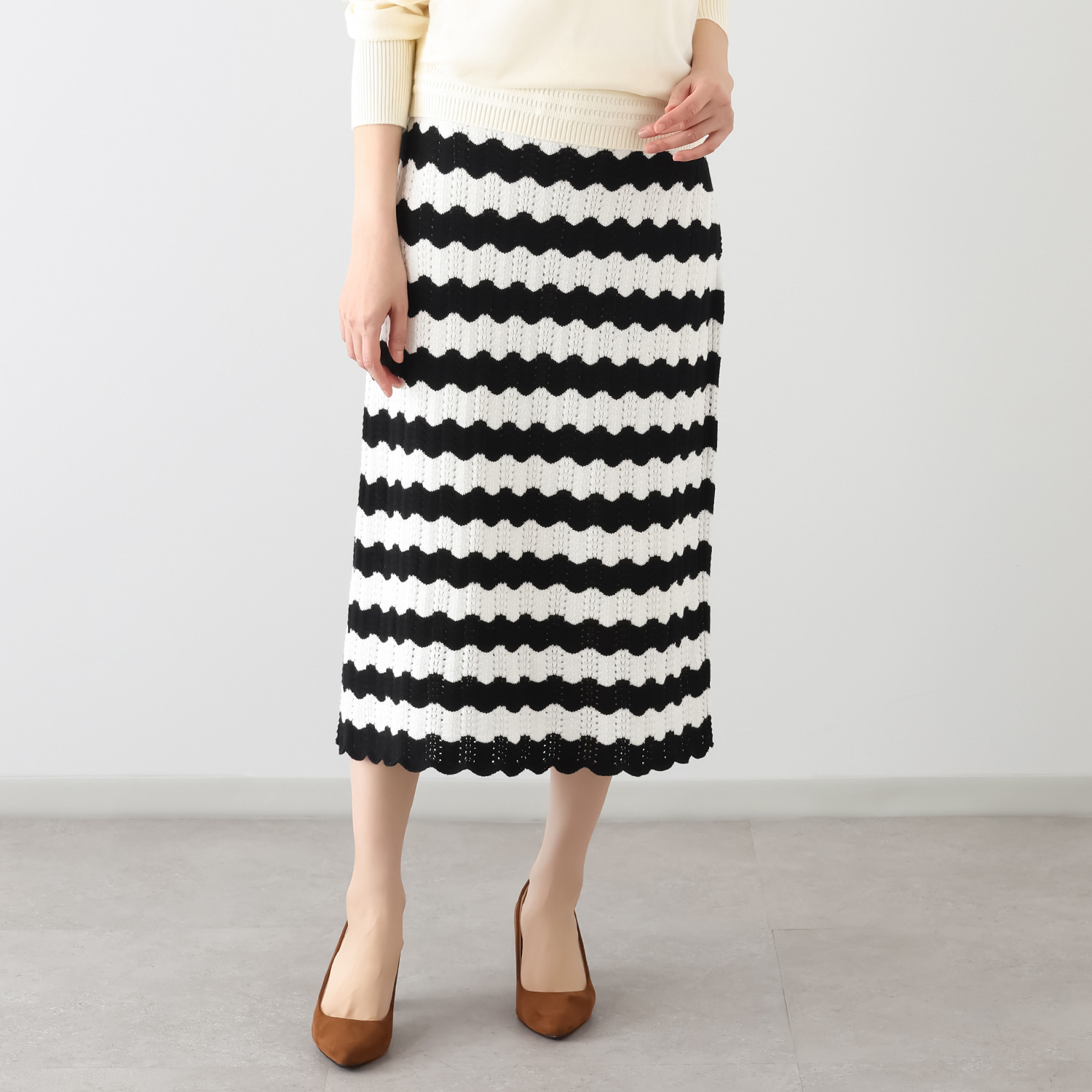 タマミ　ワタナベ ニットスカート “ナミナミモナミ”