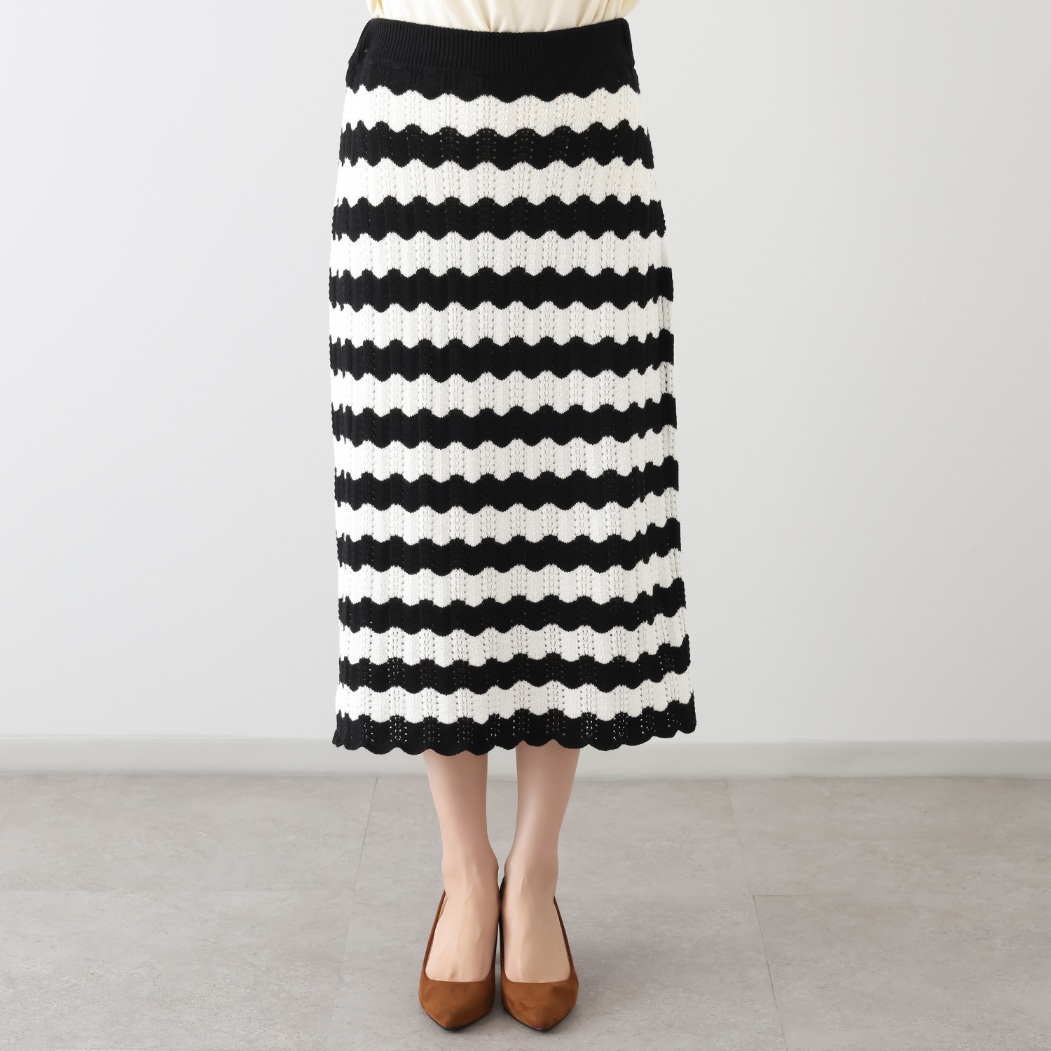 タマミ　ワタナベ ニットスカート “ナミナミモナミ”