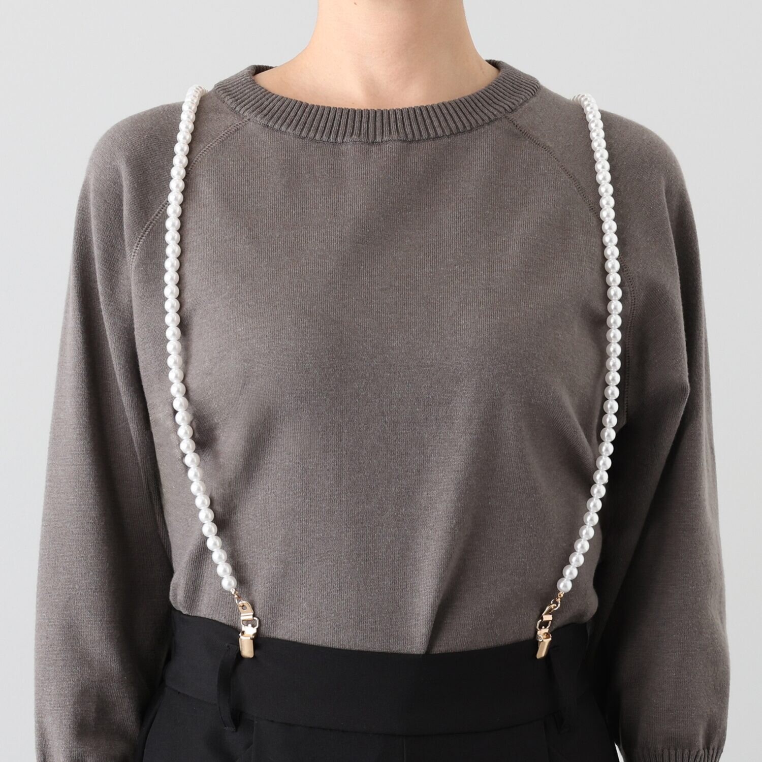 タマミ　ワタナベ パール調モティーフ サスペンダー “レッツパーリー”