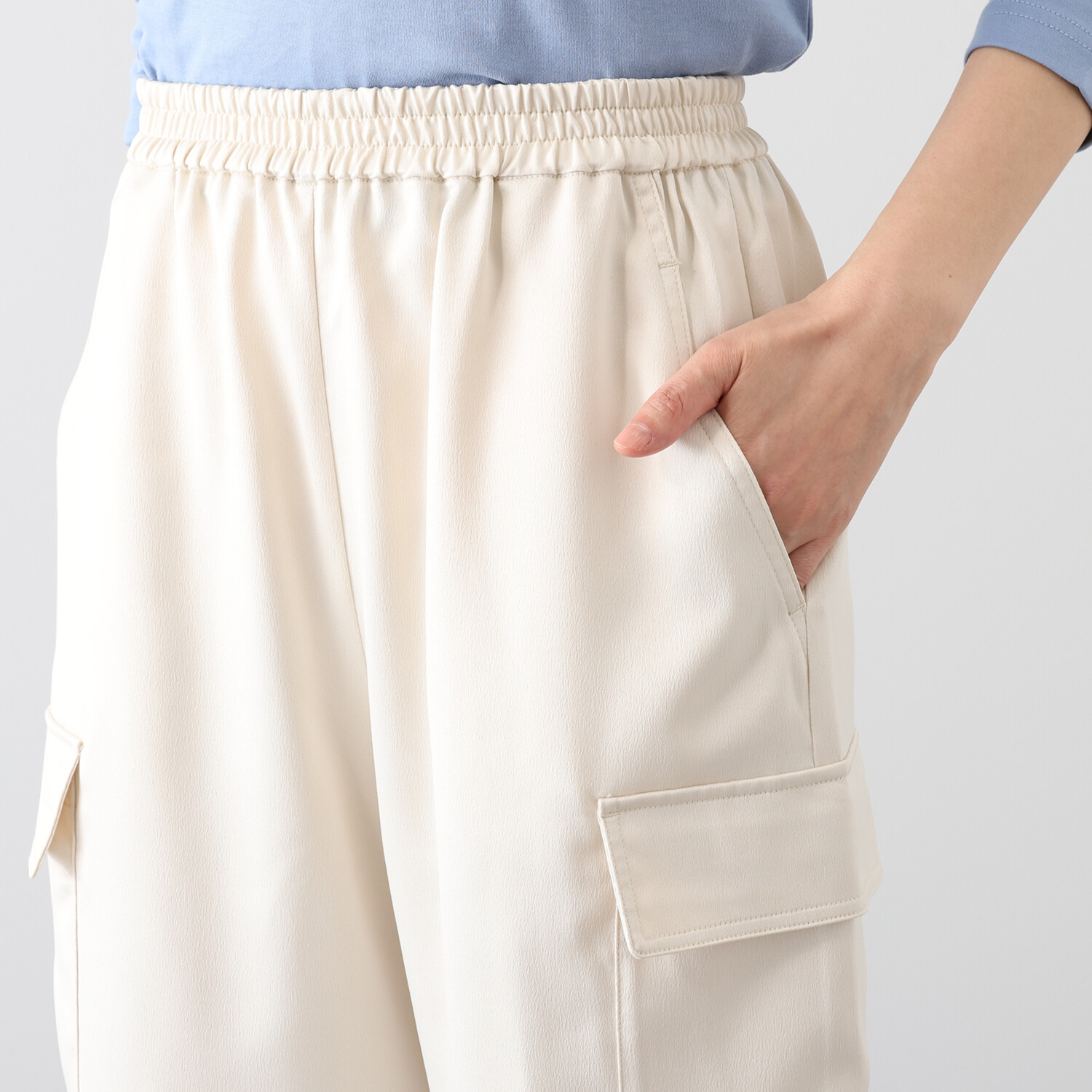 元町ゼラール とろみ＆きれい見えサテン カーゴデザイン 上品ストレートパンツ