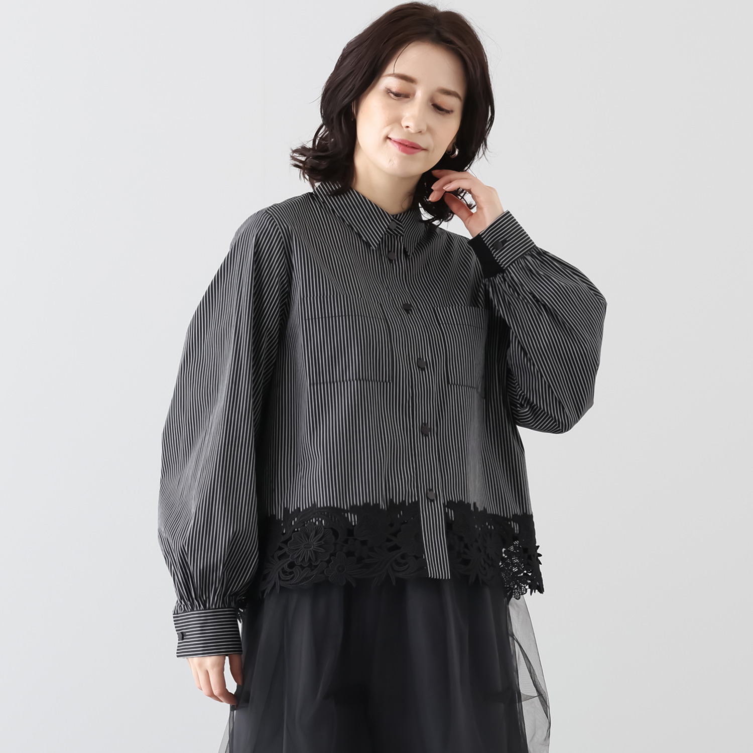 ミミコプラス ケミカルレースが際立つ エレガントモード シャツジャケット