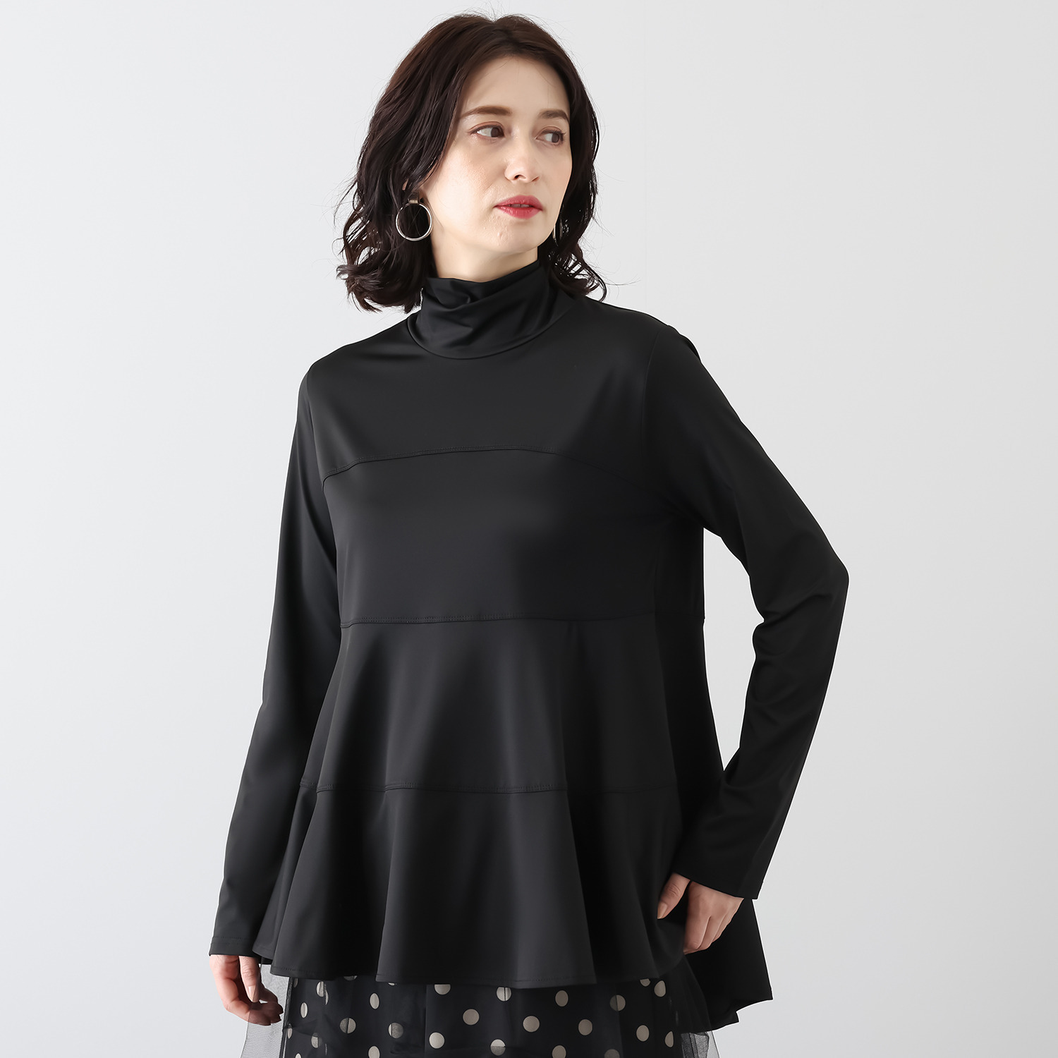 ミミコプラス 春ティアード ハイネック ライトプルオーバー