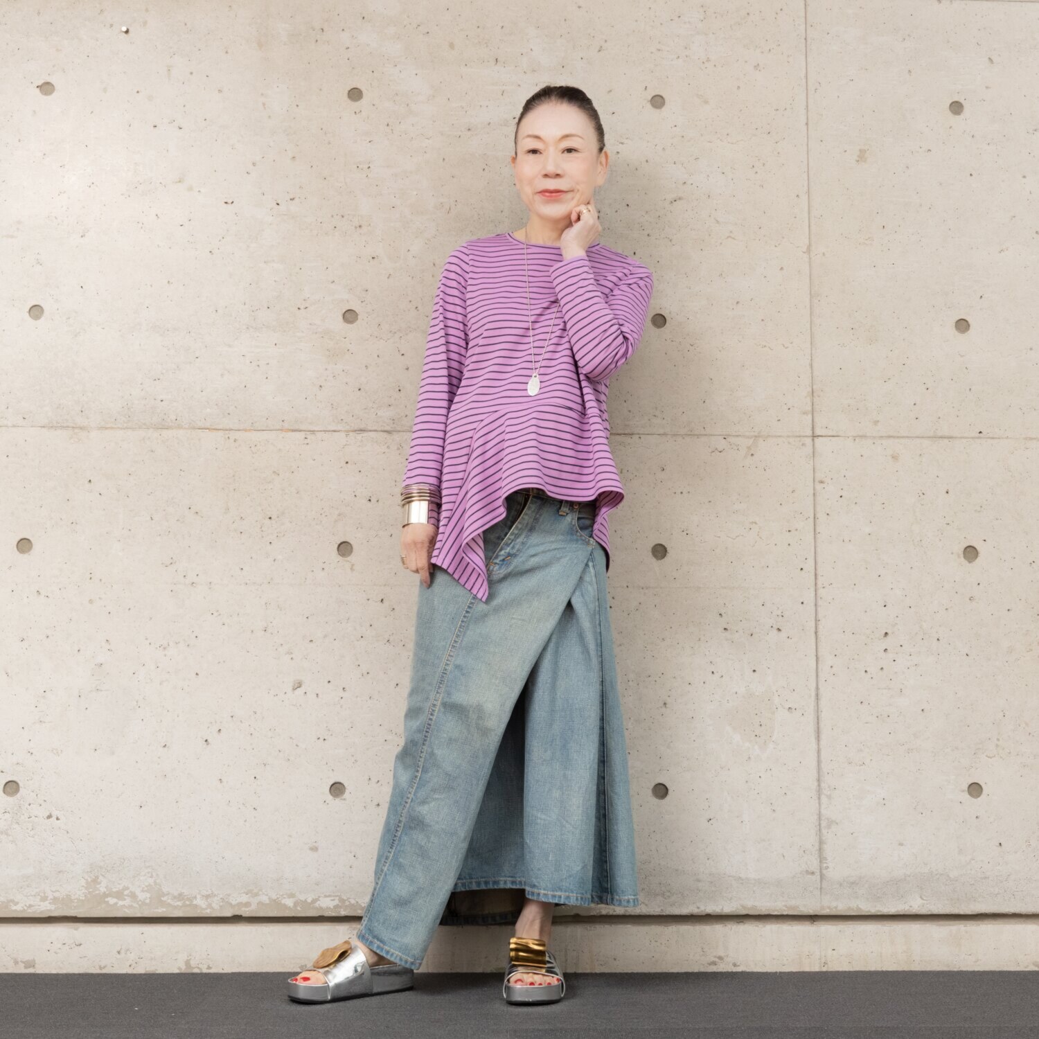 ヒロコ　デシネール ニュアンスフレアー ヘムラインがきれい 大人女子のために ちょこっとモードな プルオーバー