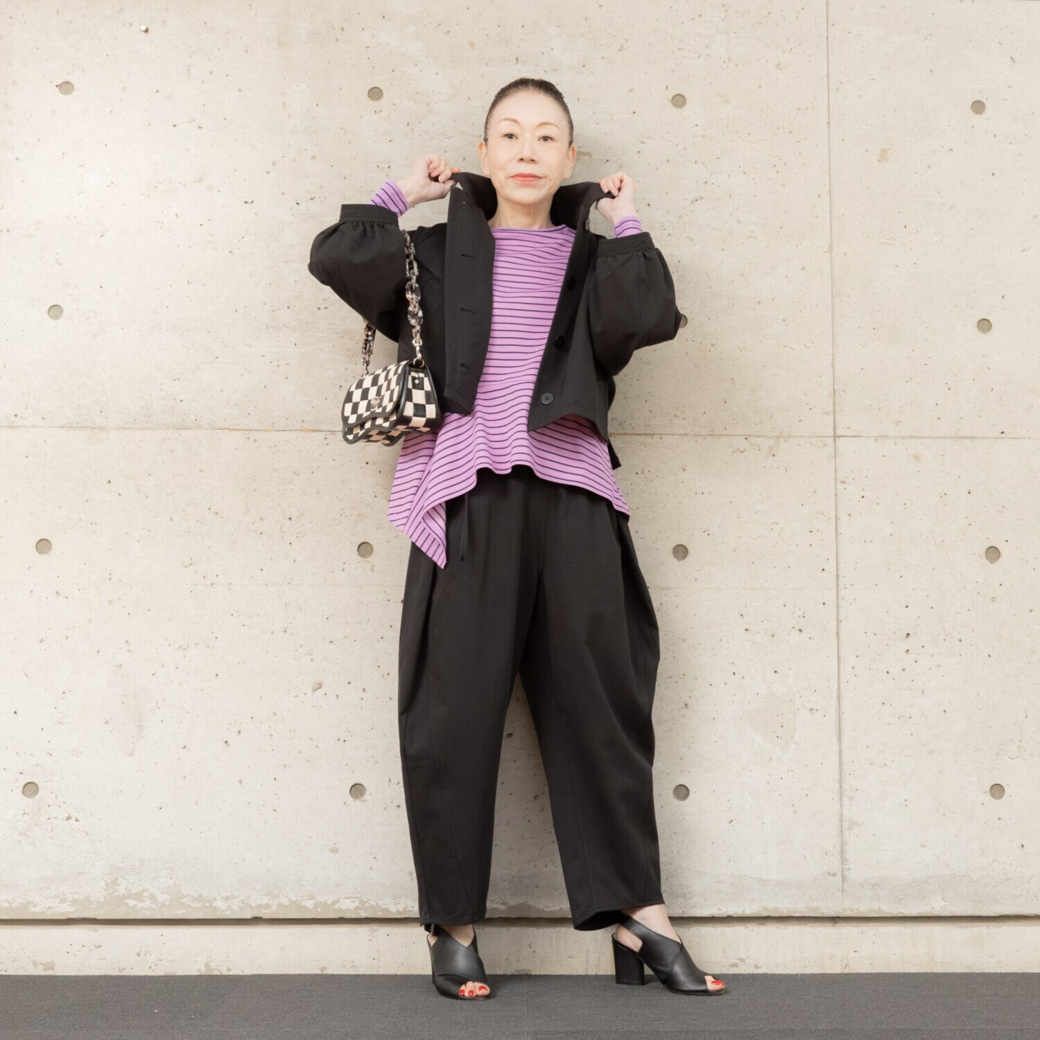 ヒロコ　デシネール ニュアンスフレアー ヘムラインがきれい 大人女子のために ちょこっとモードな プルオーバー