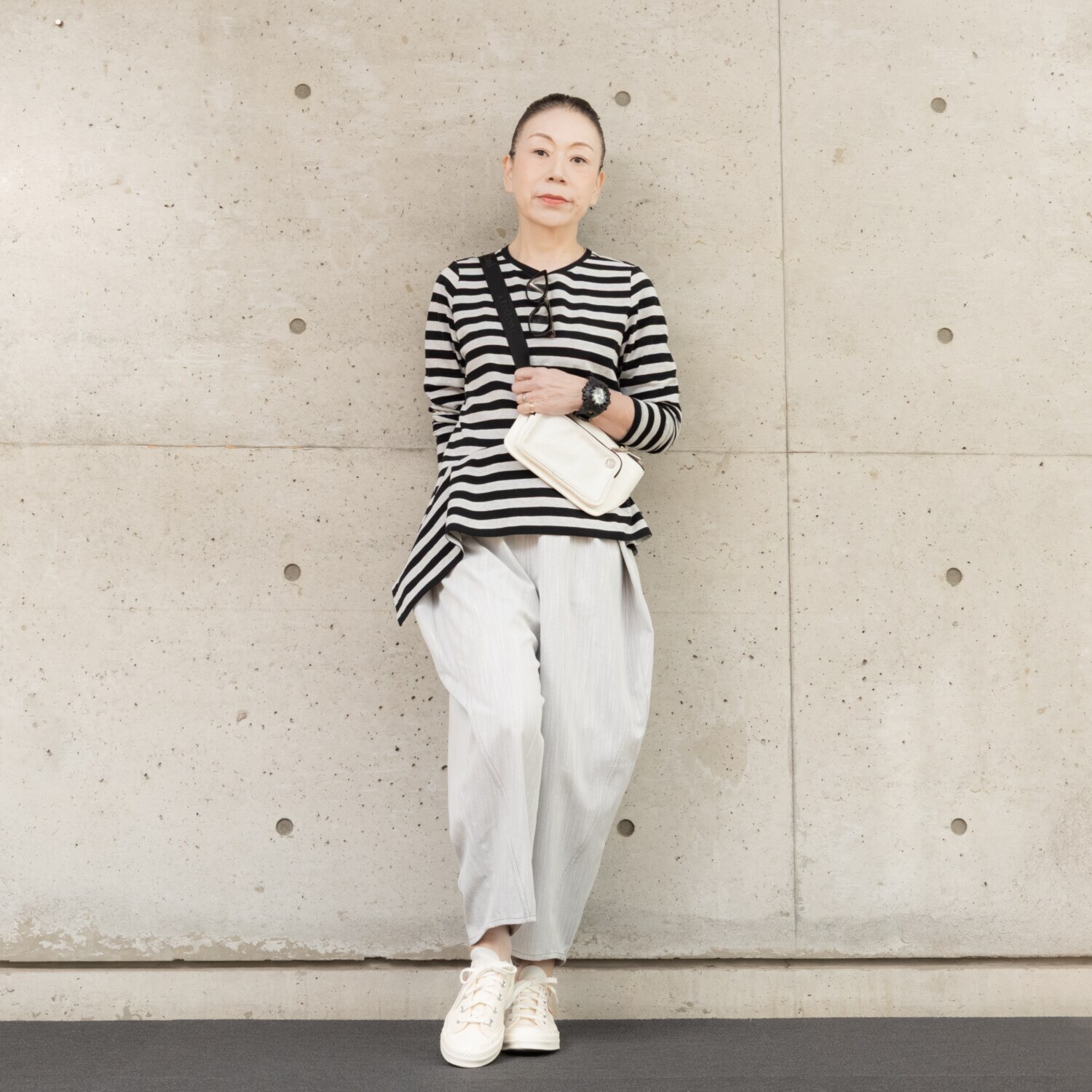 ヒロコ　デシネール ニュアンスフレアー ヘムラインがきれい 大人女子のために ちょこっとモードな プルオーバー