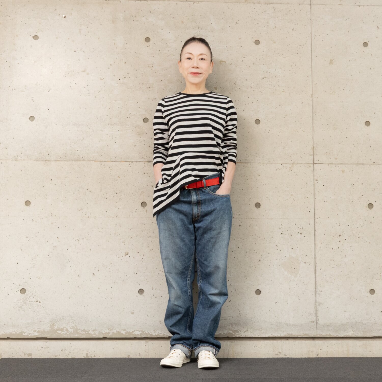 ヒロコ　デシネール ニュアンスフレアー ヘムラインがきれい 大人女子のために ちょこっとモードな プルオーバー