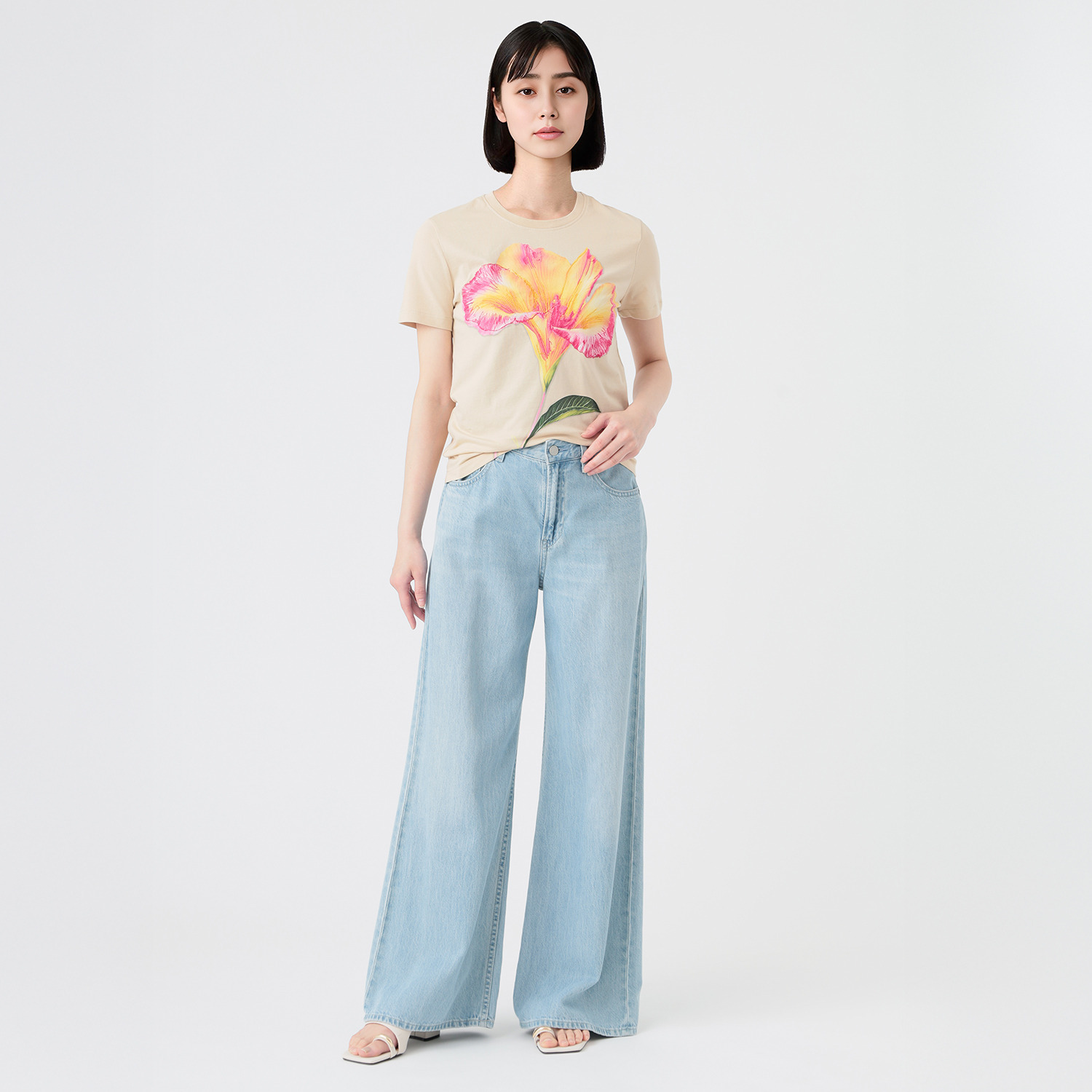 デシグアル ビッグフラワープリント Ｔシャツ