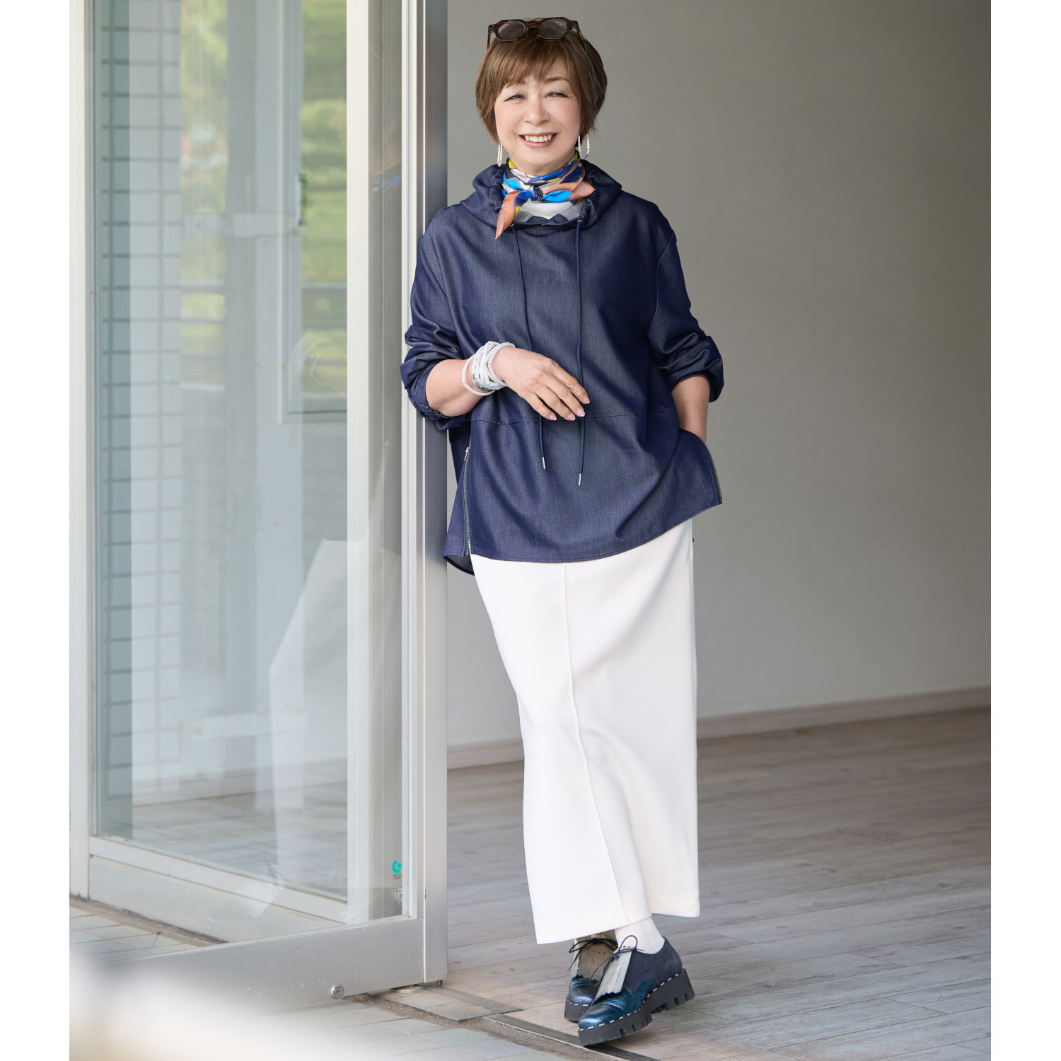 ウノ・ウノ・ドゥーエ 柔らかフィット きれい見えダンボール素材 美ラインスカート