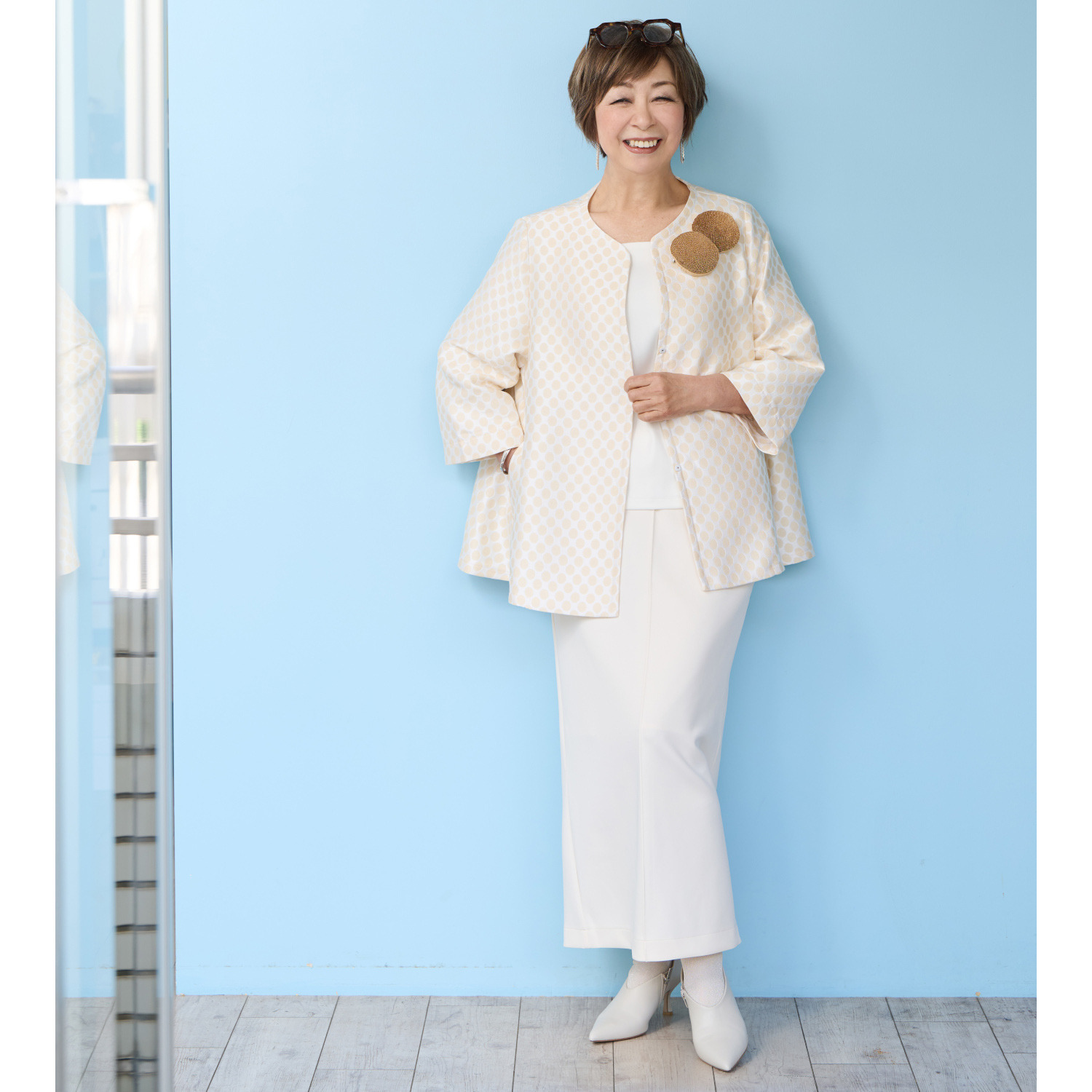 ウノ・ウノ・ドゥーエ 大人の上品ドット フレアーミドルジャケット