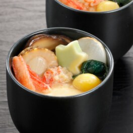 なめらかな食感 海鮮茶碗蒸し