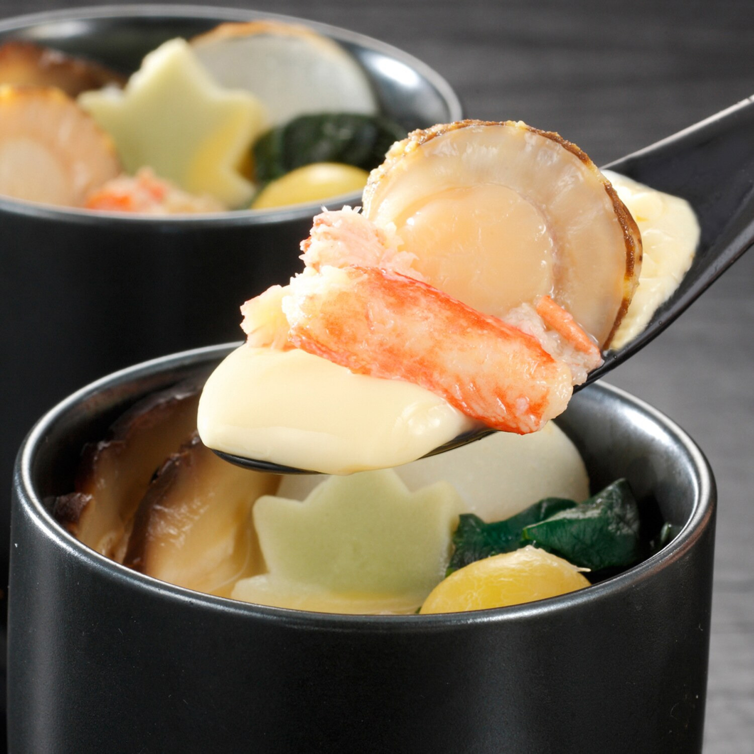 なめらかな食感 海鮮茶碗蒸し