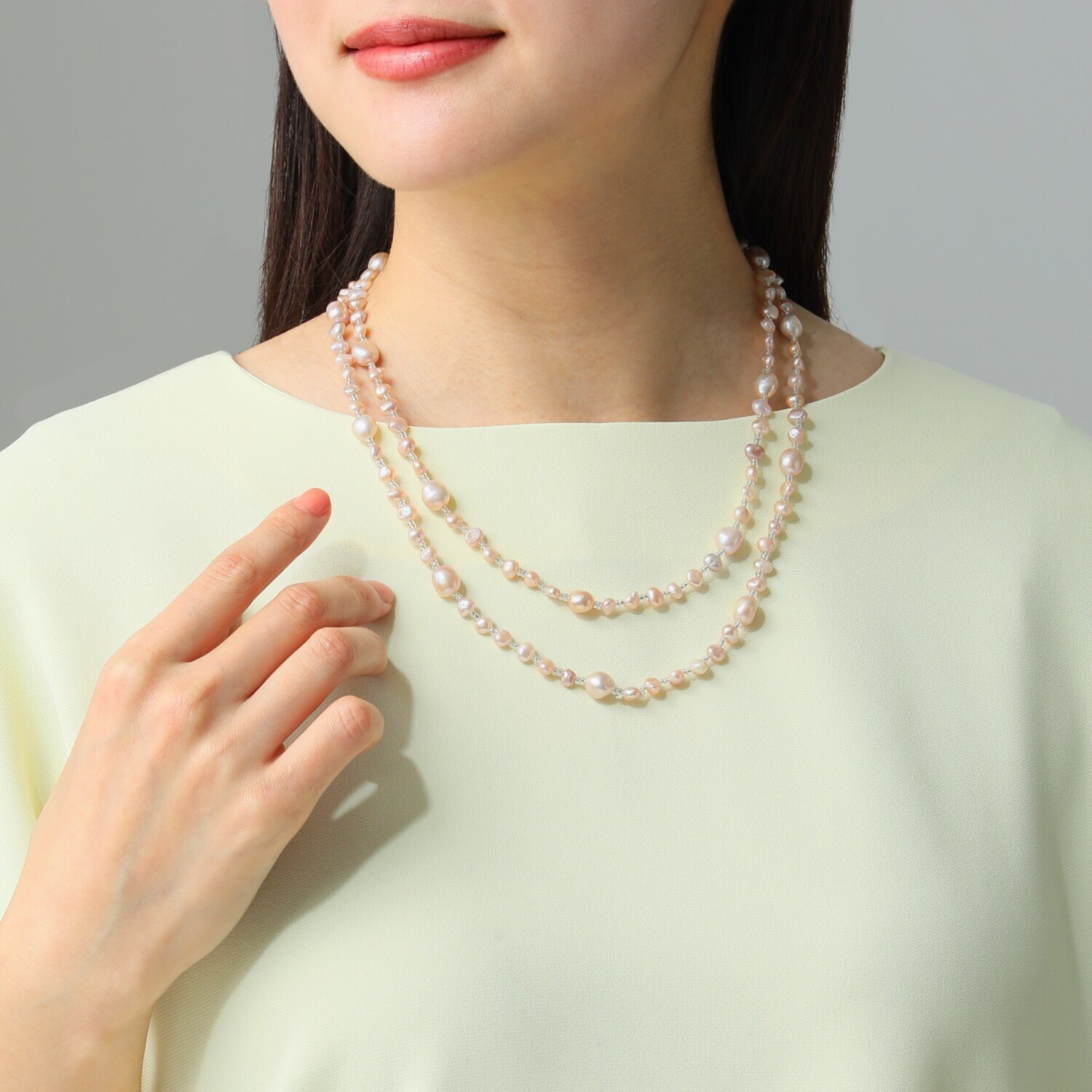 ペレフェリーク 淡水パール ショートナー付 スーパーロングネックレス