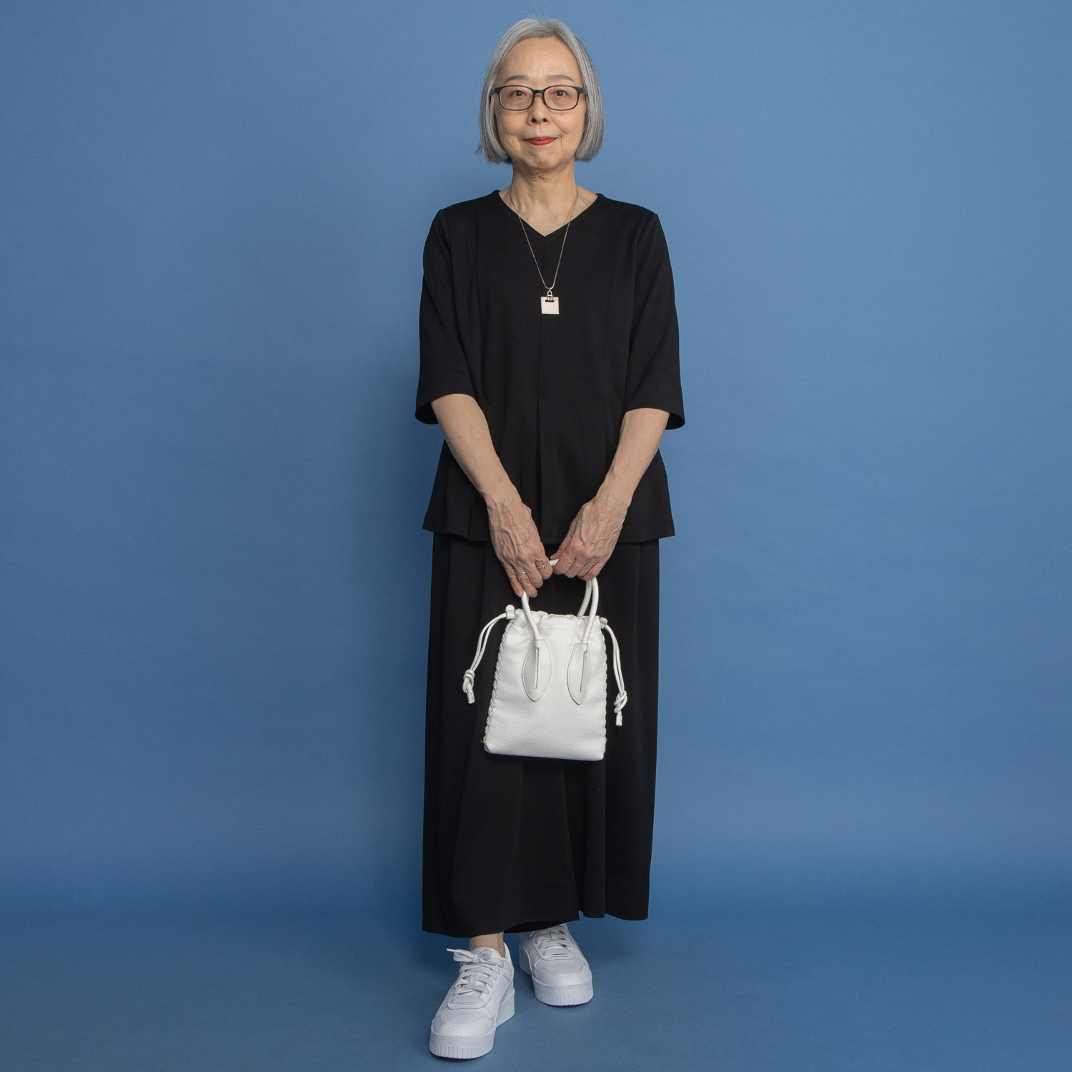 ヤエアジュテ スタイルアップ＆ 着回し抜群！ 大人のブラウスとパンツ ２点セット