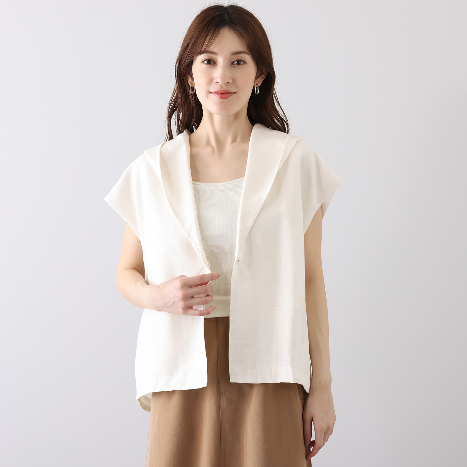 ヤエアジュテ 大人の品格カジュアル フーディーベスト