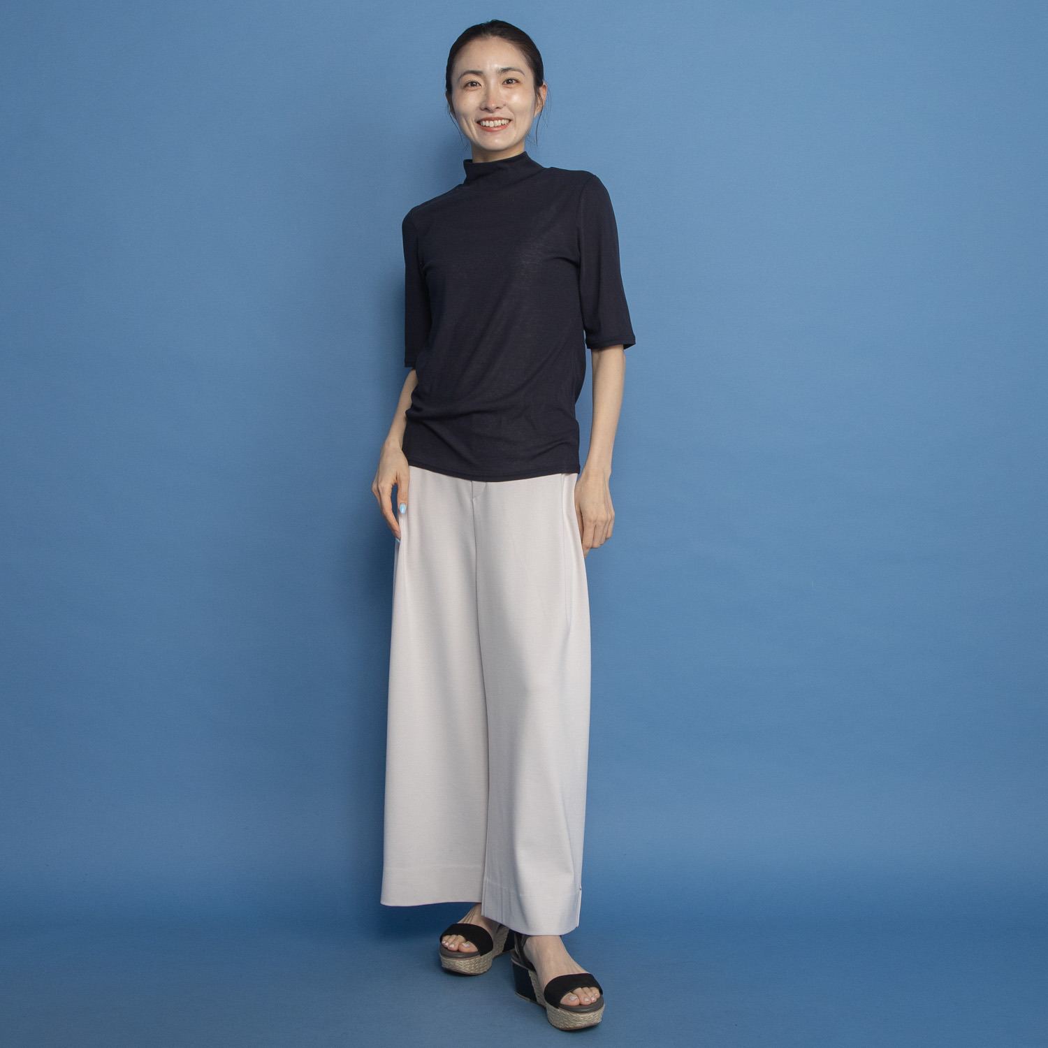 ヤエアジュテ ヤエアジュテ定番 シアーカットソー ハイネックプルオーバー