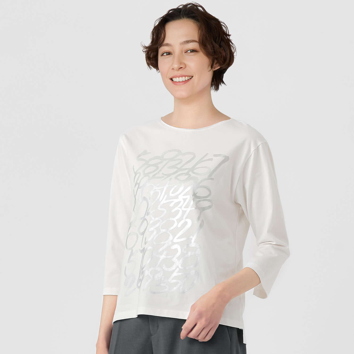 ウノ・ウノ・ドゥーエ 七分袖 ロゴＴシャツ