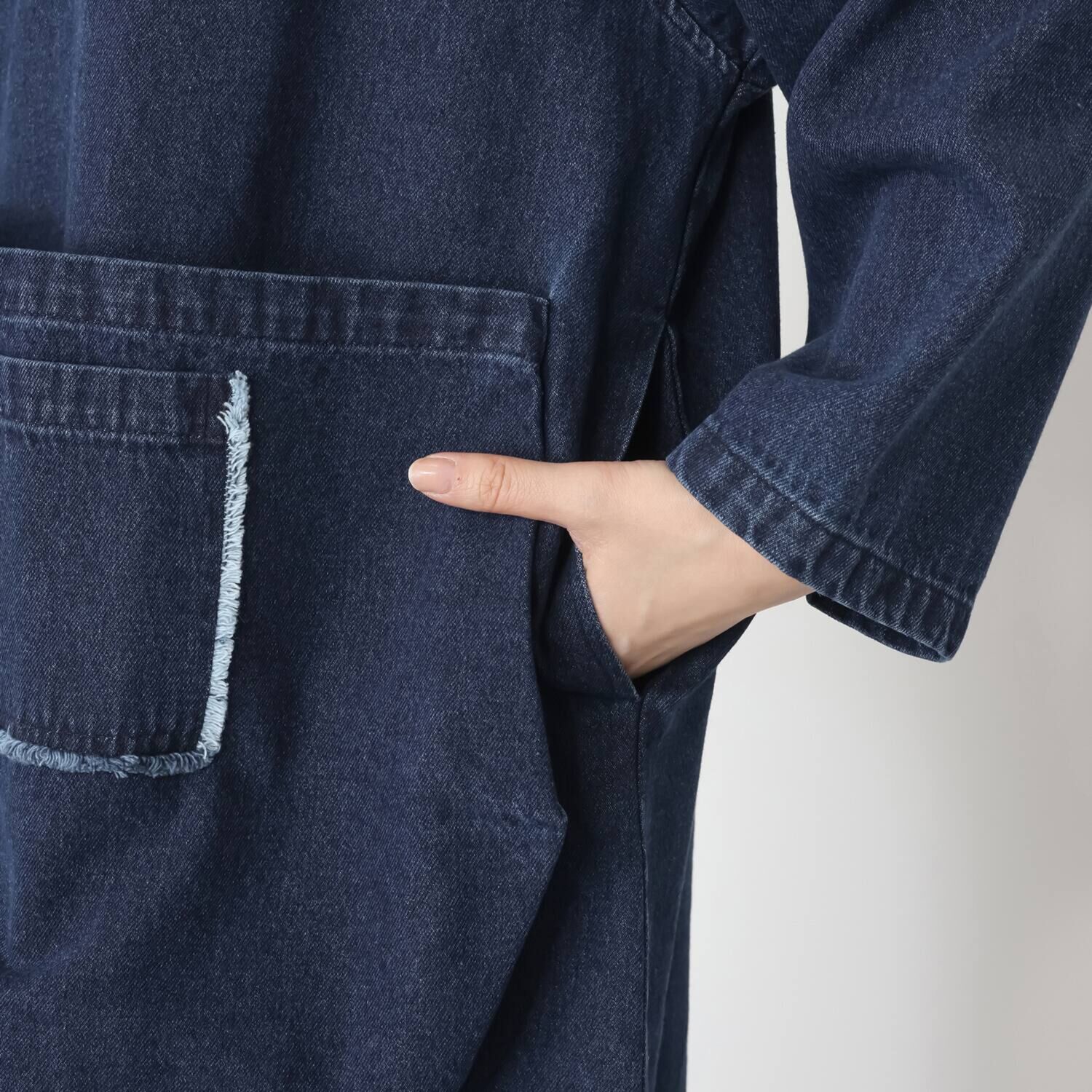 ベルデニム ウォッシュ加工入り デザインポケット付 ゆったり デニムワンピース