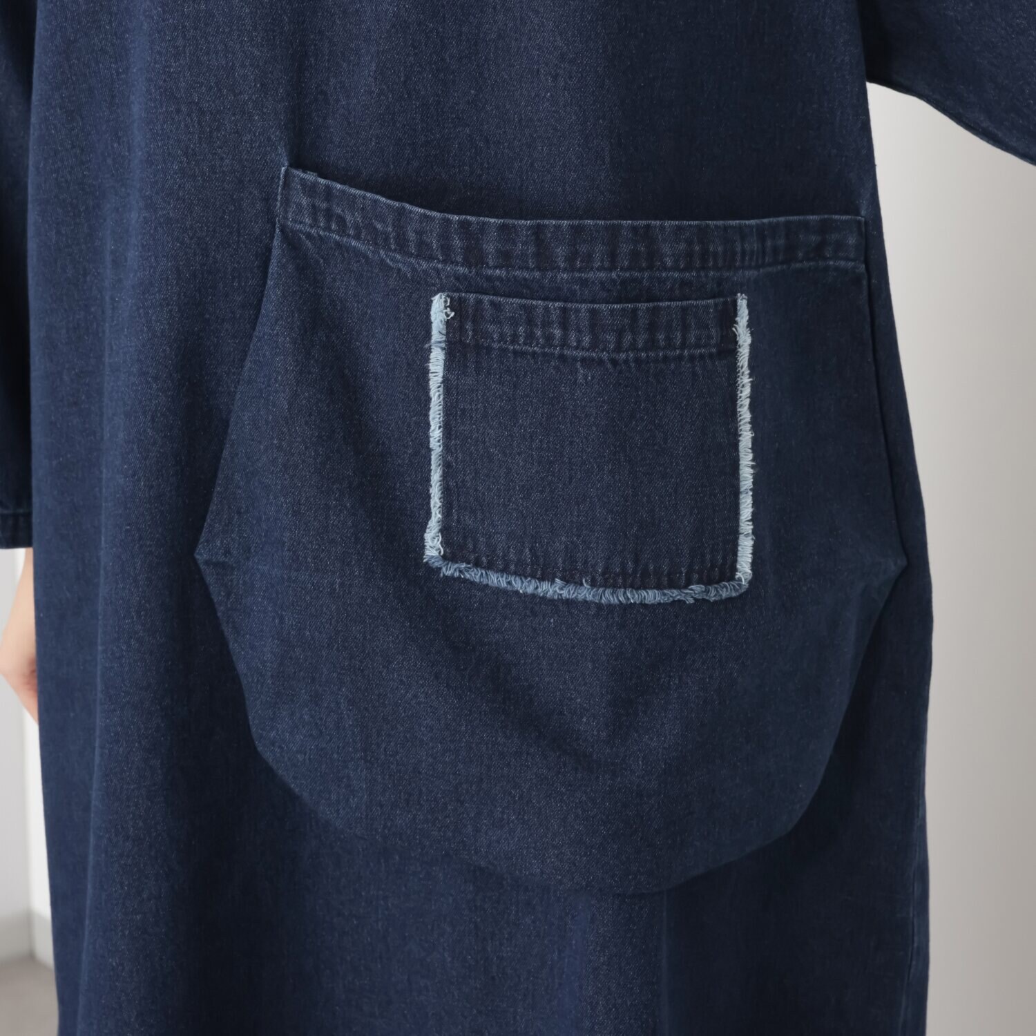 ベルデニム ウォッシュ加工入り デザインポケット付 ゆったり デニムワンピース