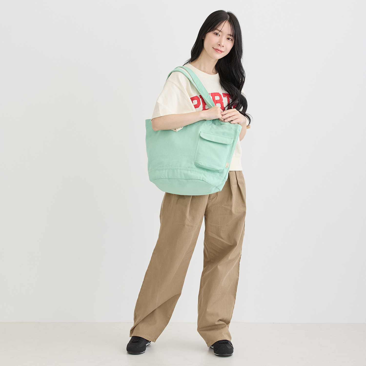 ルートート リサイクルコットン使用 大容量Ａ４トートバッグ