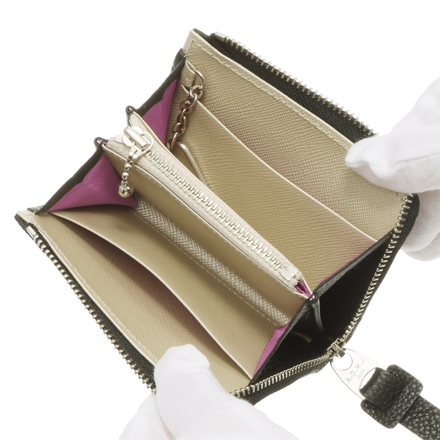 エーディーエムジェイ スパニッシュレザー キーチェーンアクセント スモールマルチパース