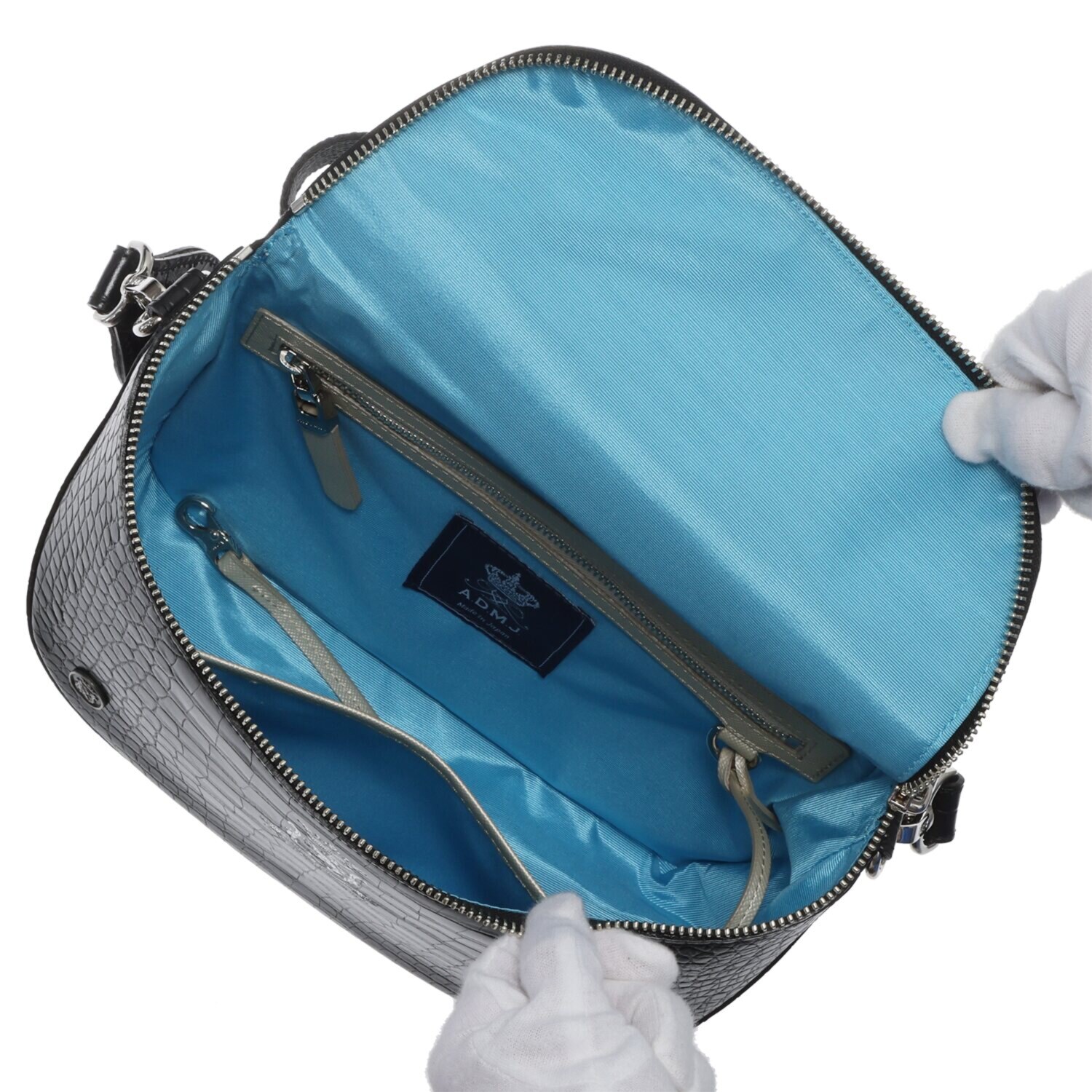 エーディーエムジェイ 牛革クロコダイル型押し ２０２６ クロスボディバッグ