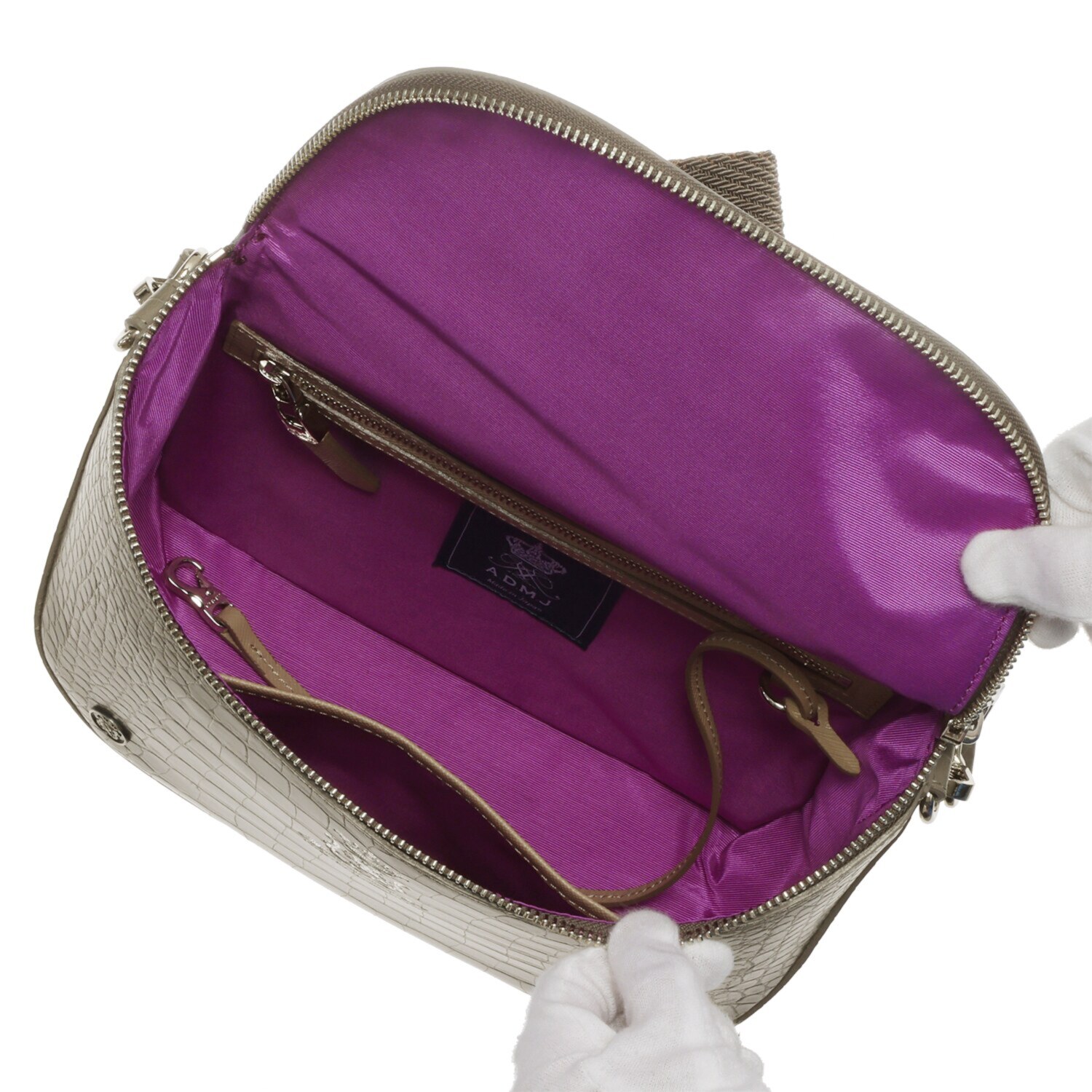 エーディーエムジェイ 牛革クロコダイル型押し ２０２６ クロスボディバッグ