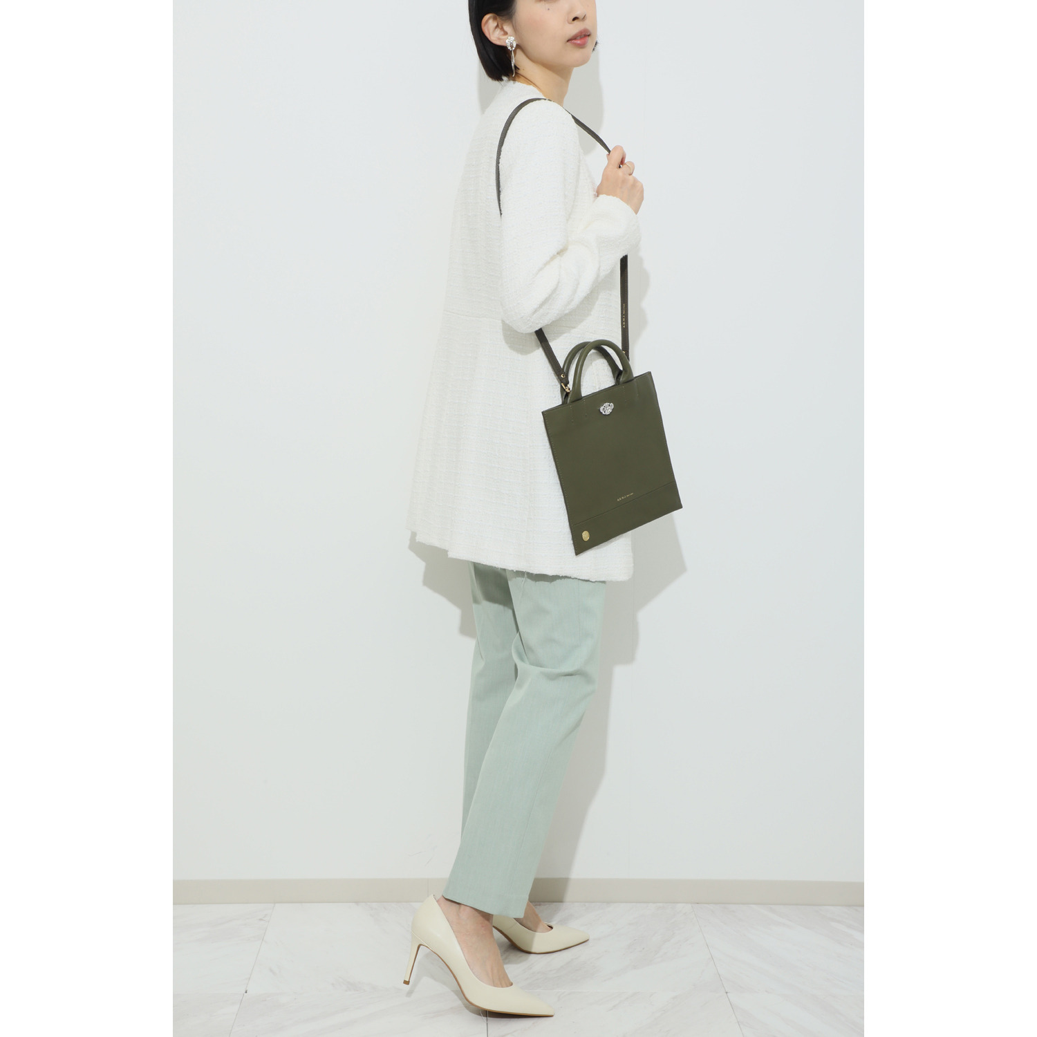 エーディーエムジェイ イタリアンナッパ アールデコモティーフ ミニショルダーバッグ