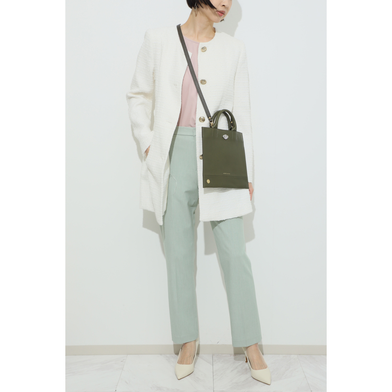 エーディーエムジェイ イタリアンナッパ アールデコモティーフ ミニショルダーバッグ