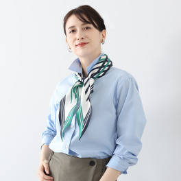 ヘ・エラ シルク100% 簡単・おしゃれ アレンジ幅が広がる! 菱形スカーフ