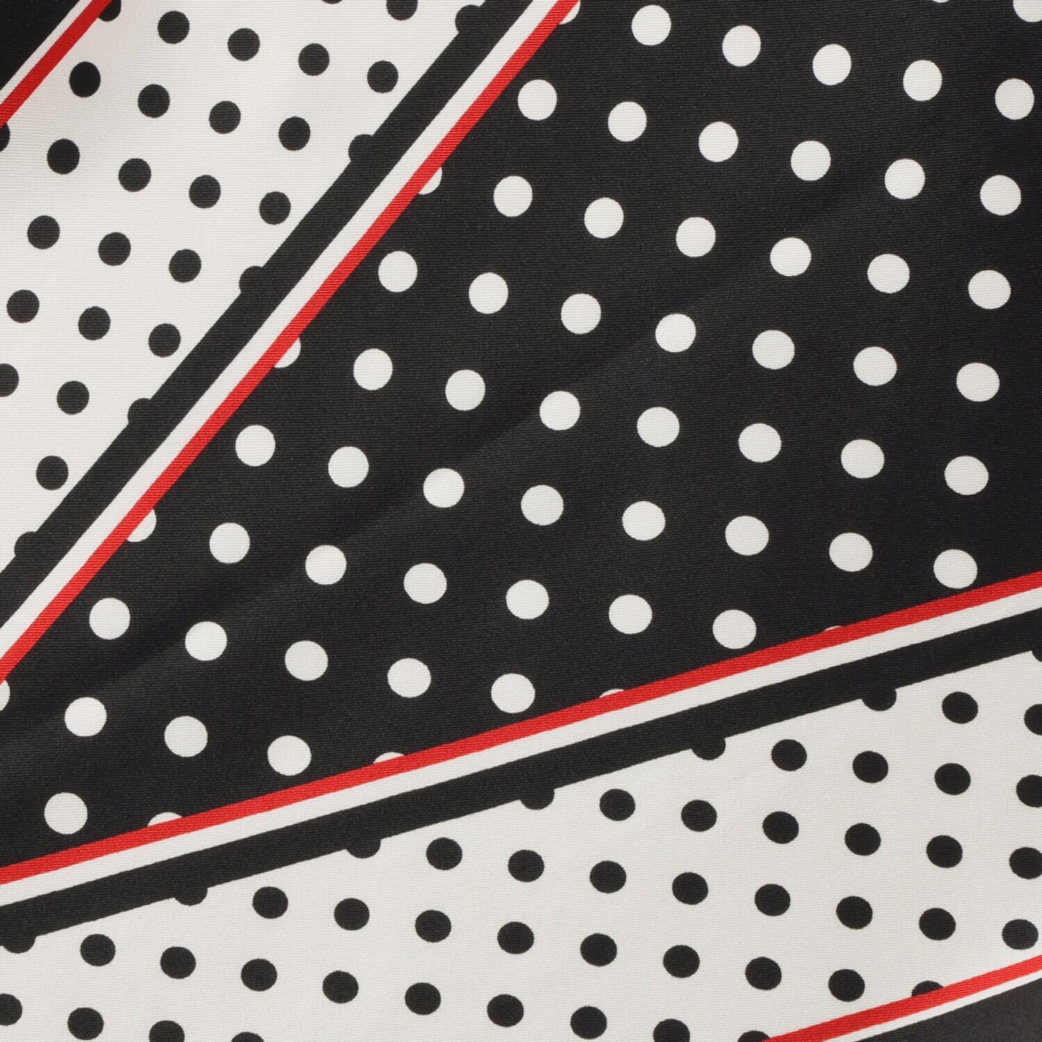 ヘ・エラ シルク１００％ 簡単・おしゃれ アレンジ幅が広がる！ 菱形スカーフ