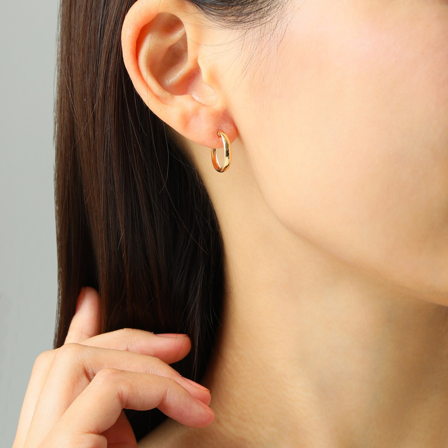 ケーグランツ １８Ｋ クロッシング フープピアス