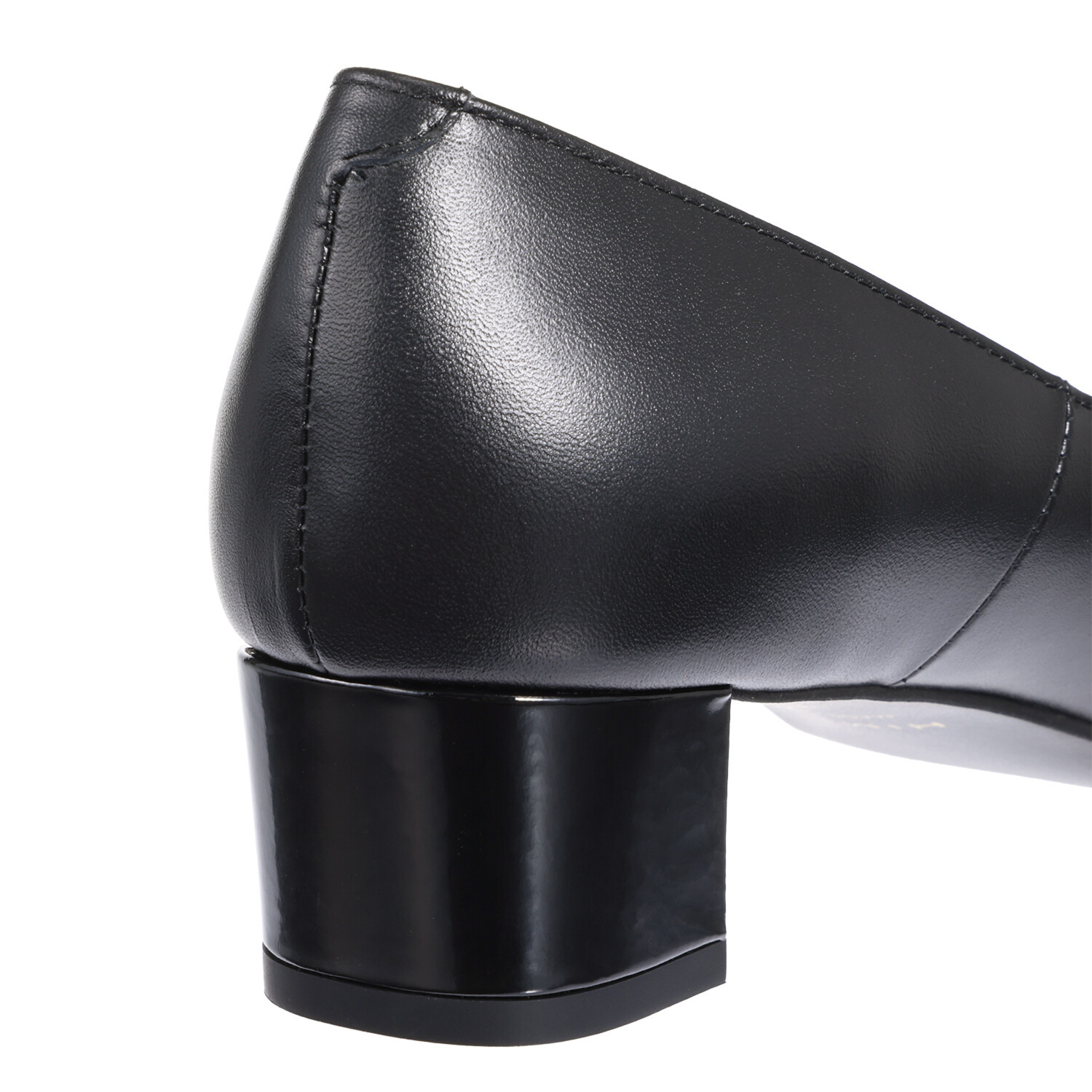 卑弥呼 はっ水レザー ４ｃｍヒール パールビジュウパンプス