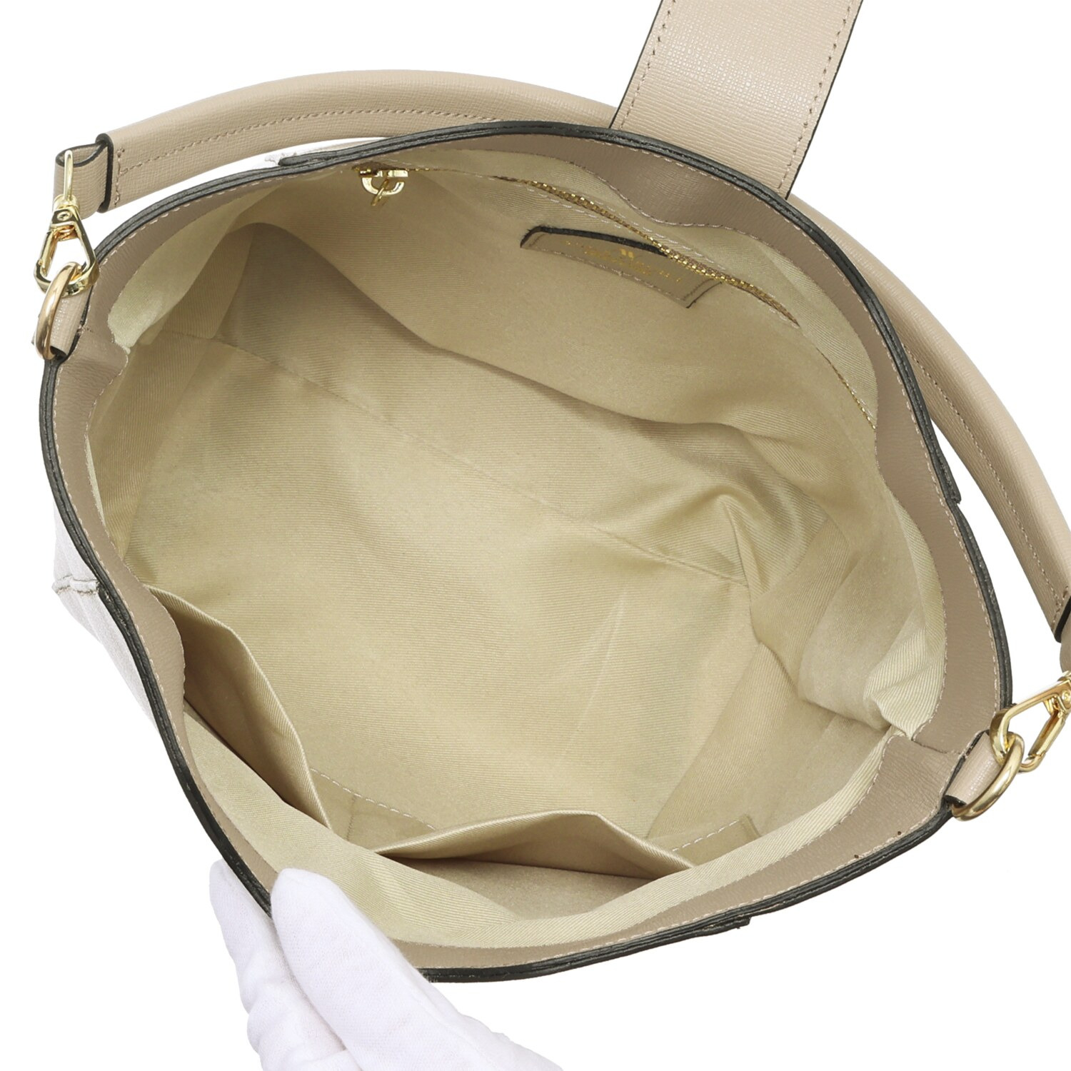 アンナヴィルジリ イタリア製 サフィアーノカーフレザー ロゴストラップ付 バケットバッグ “ヴァニア”