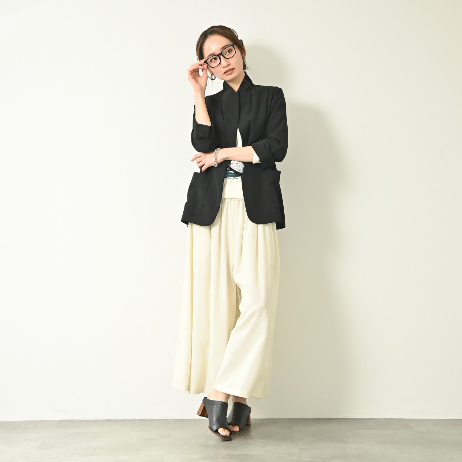 ＢＯＵＮＣＹ　ＢＯＮＤ バーズアイ シルエットにこだわった フレアーパンツ