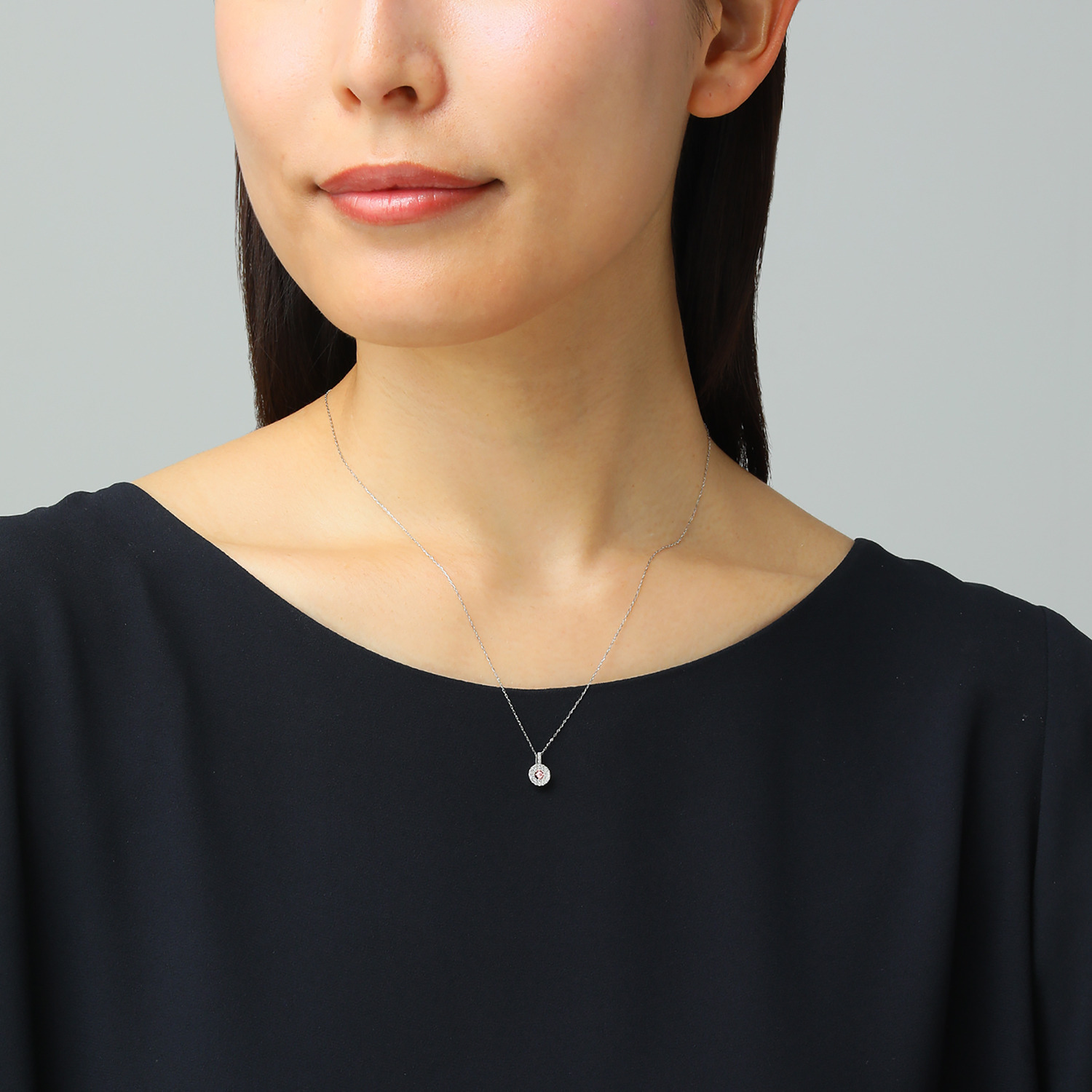 ディーラリエ プラチナ９５０ ピンクダイヤモンド ペンダント