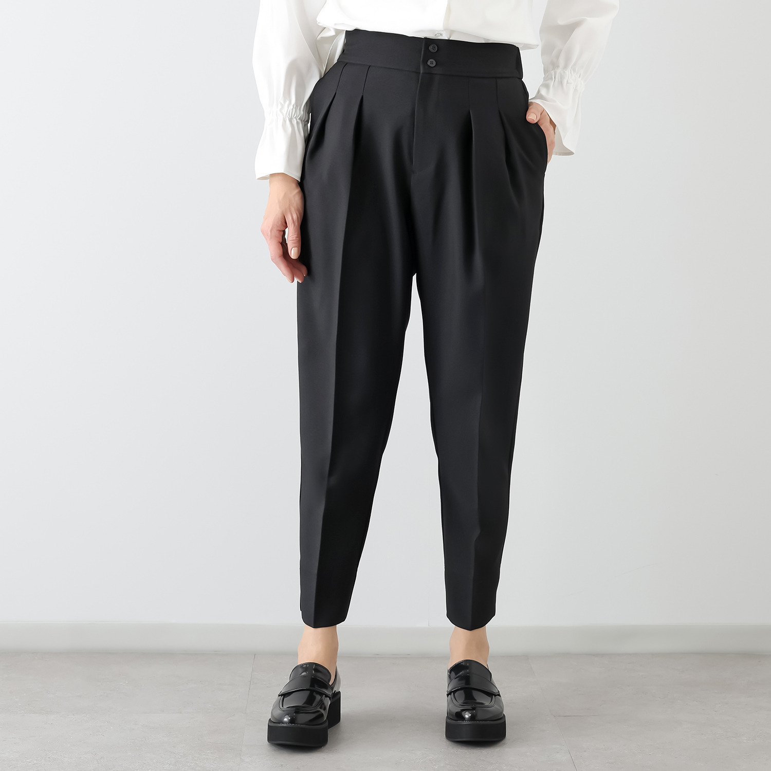 ボン・ブリコラージュ バイ　レイコ・ホウセンジ これだけで スタイルアップ！ 脚長ラインが美しい テーパードパンツ