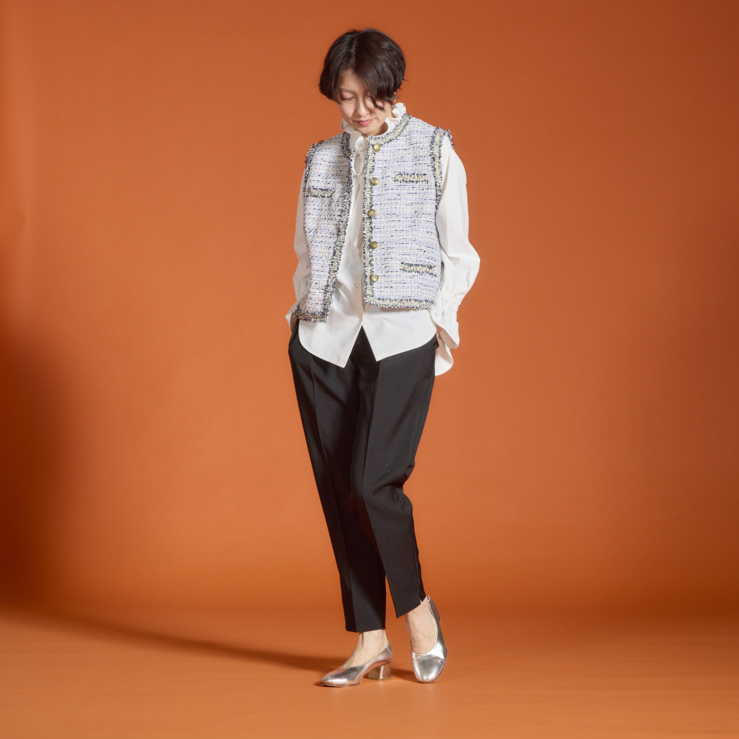 ボン・ブリコラージュ バイ　レイコ・ホウセンジ エレガントにも カジュアルにも合う ファンシーツイード ショートジレ