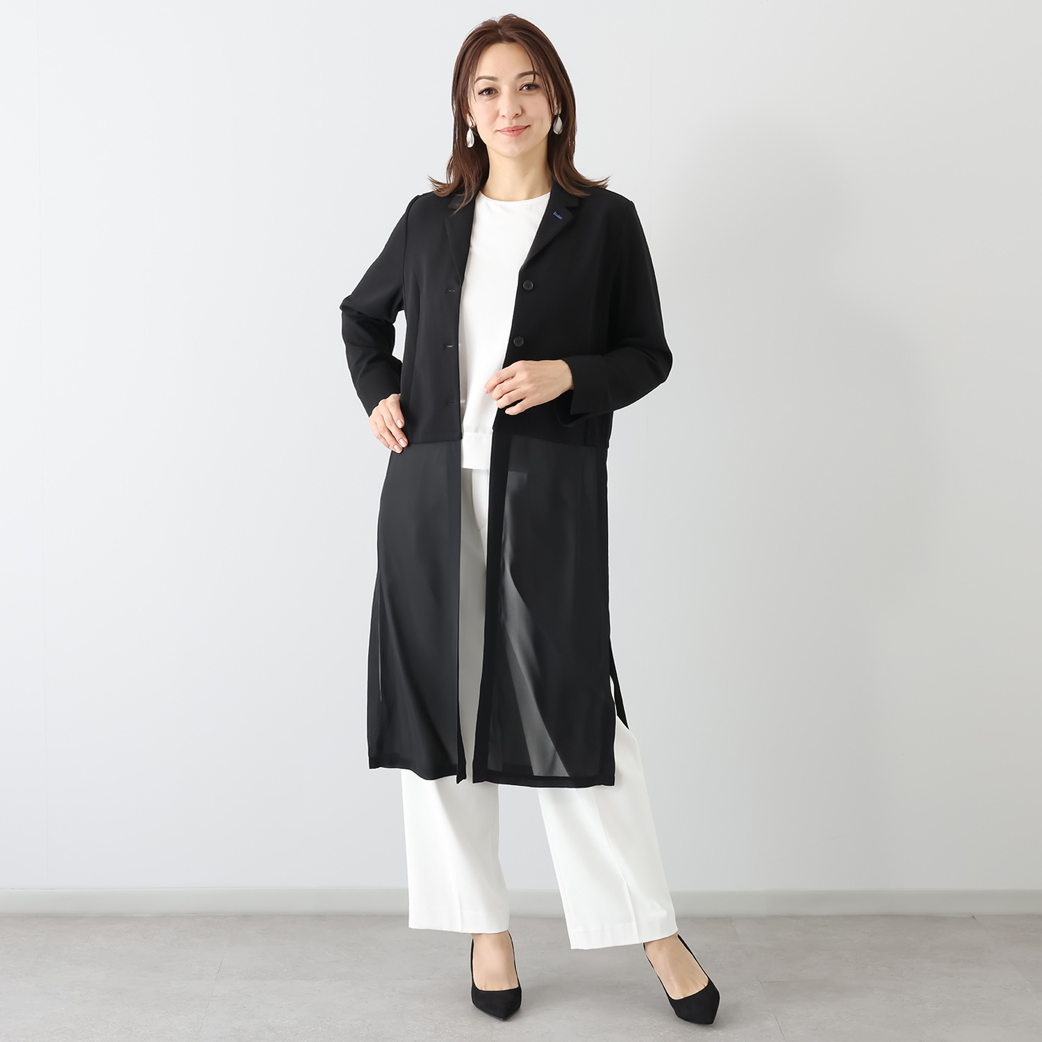 ミニマライズプラス 春らしい軽やかさ トレンドを取り入れた 大人スタイリッシュな 異素材使いの ロングコート