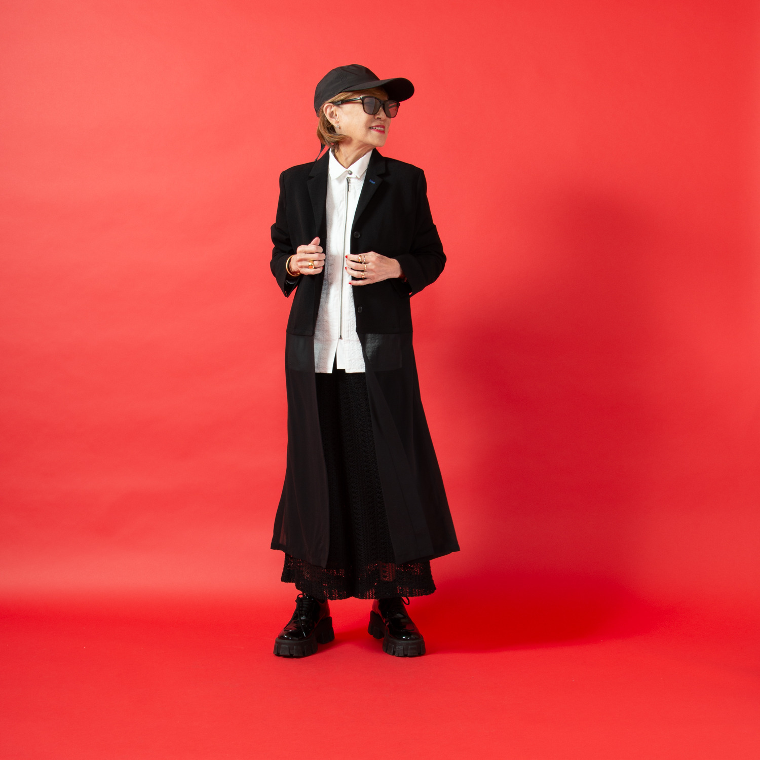 ミニマライズプラス 春らしい軽やかさ トレンドを取り入れた 大人スタイリッシュな 異素材使いの ロングコート