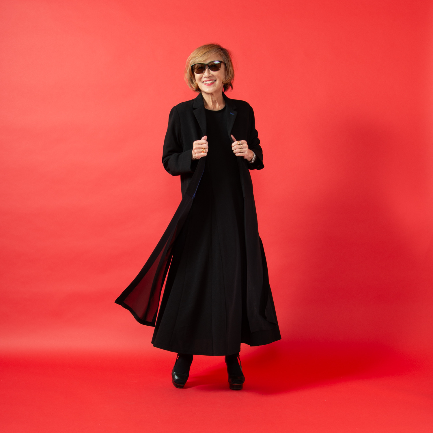 ミニマライズプラス 春らしい軽やかさ トレンドを取り入れた 大人スタイリッシュな 異素材使いの ロングコート