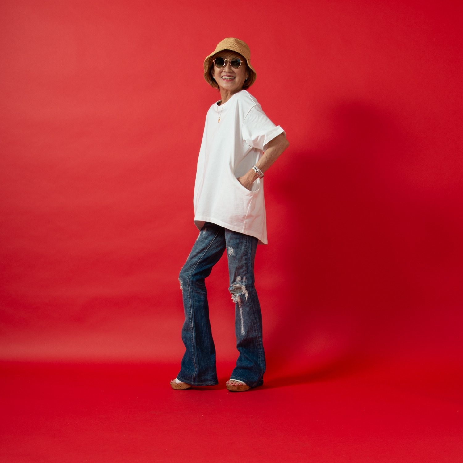 ミニマライズプラス ファッションは楽しんで！ 春はウキウキ！ 遊び心満載の ポケットデザインＴシャツ